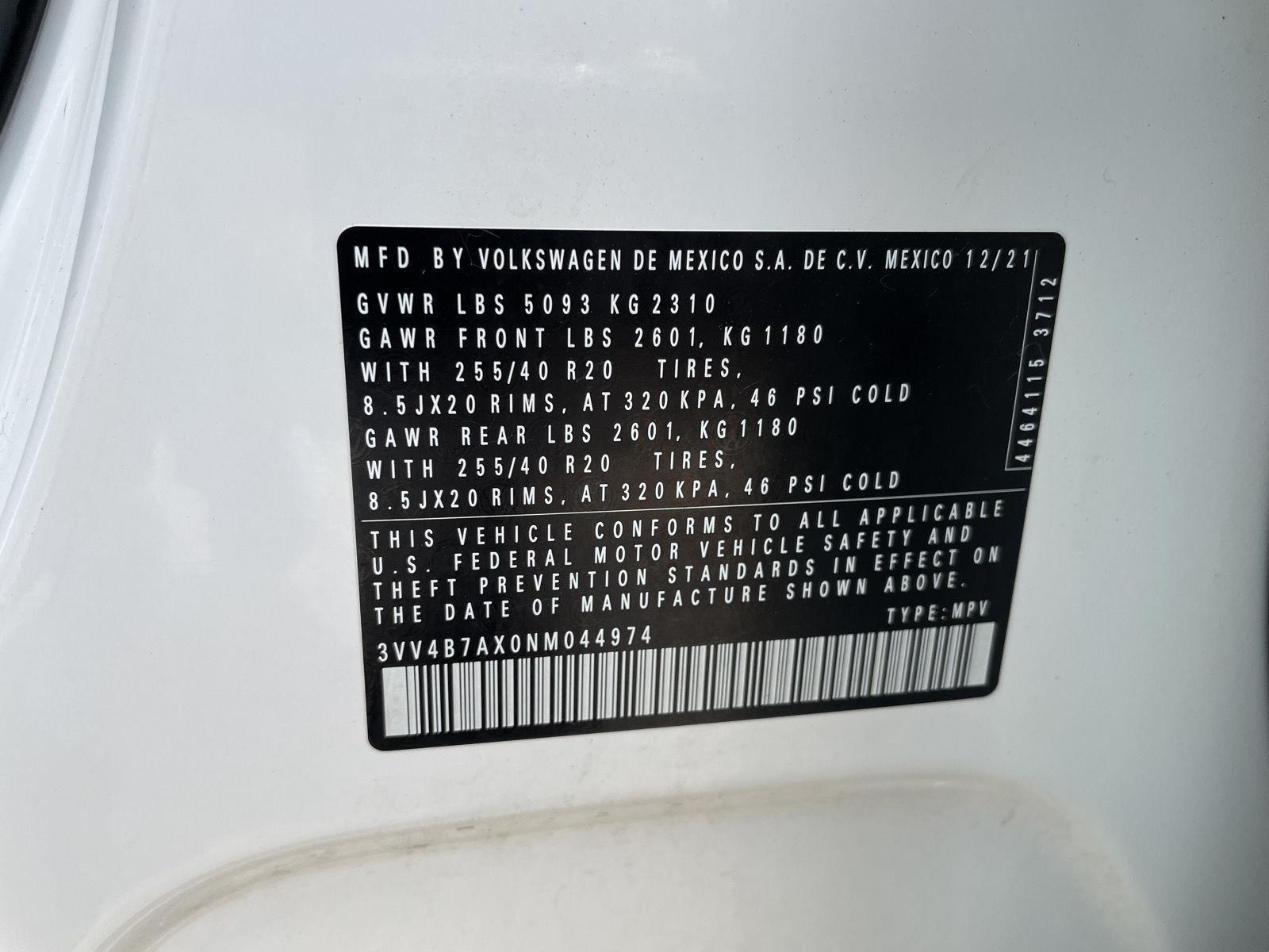 Vehicle photo 34