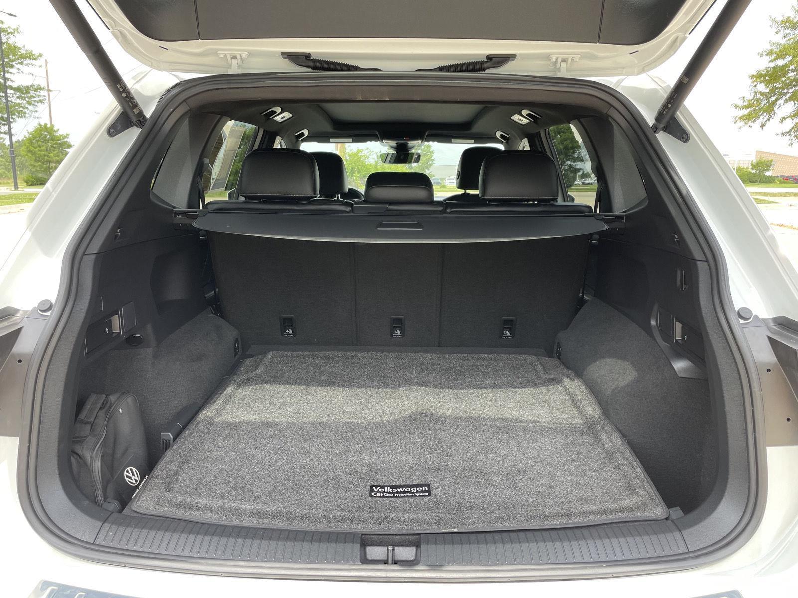 Vehicle photo 37