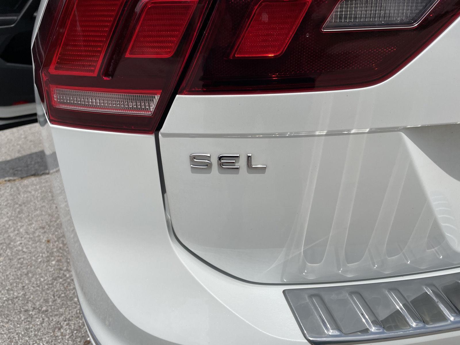 Vehicle photo 40