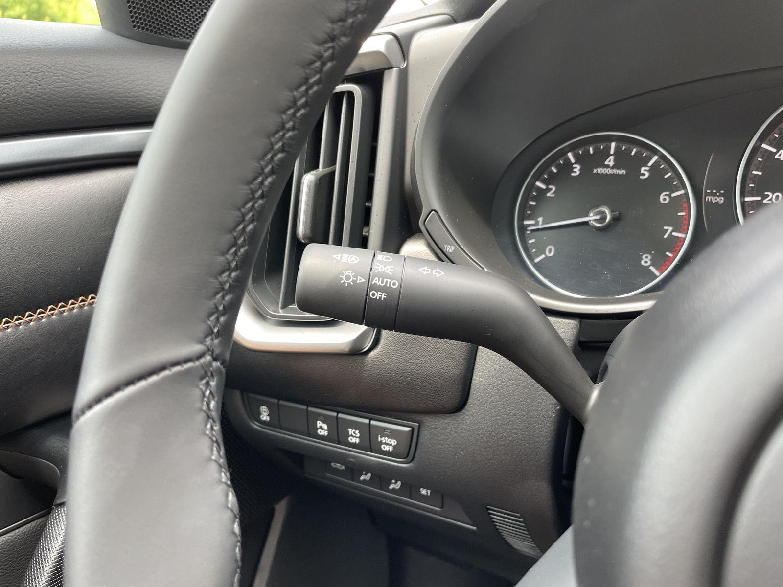 Vehicle photo 15