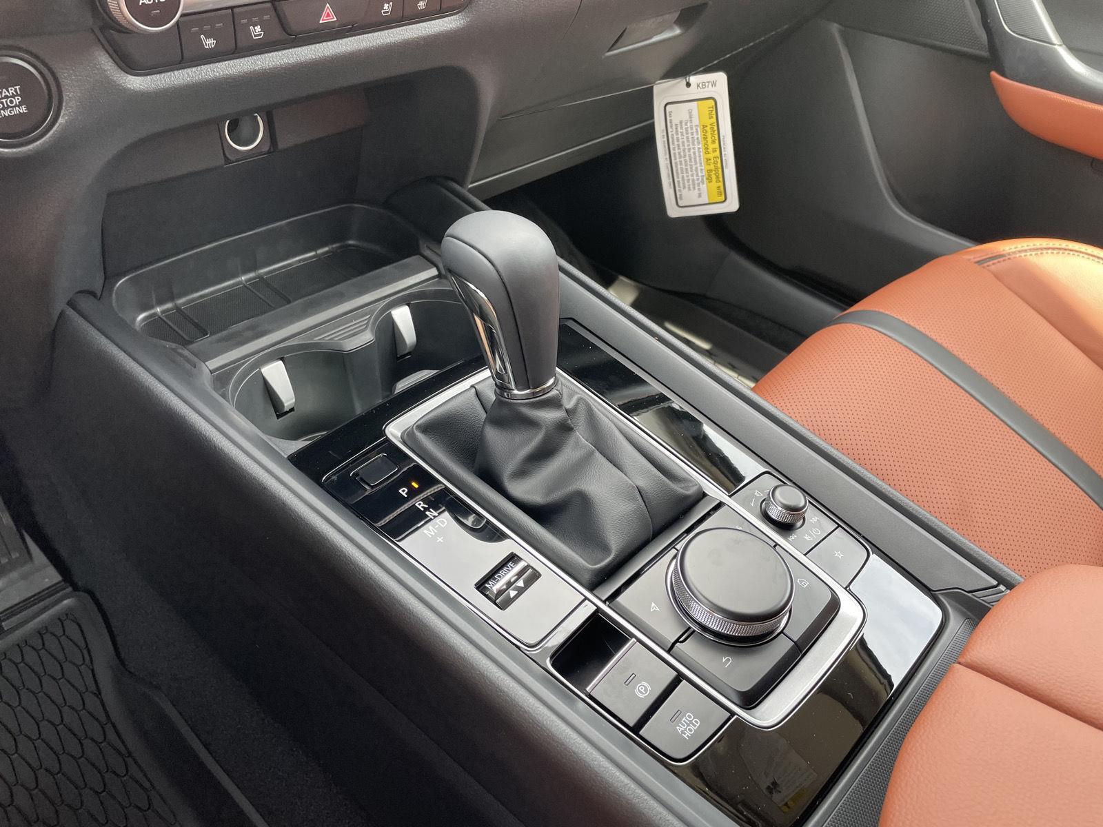 Vehicle photo 29