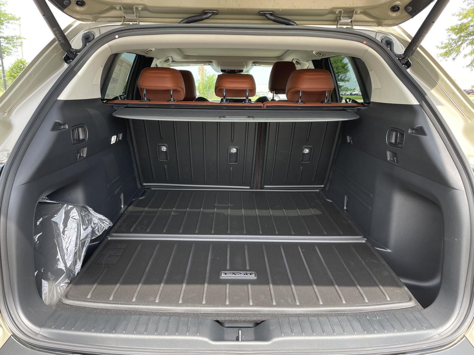 Vehicle photo 35