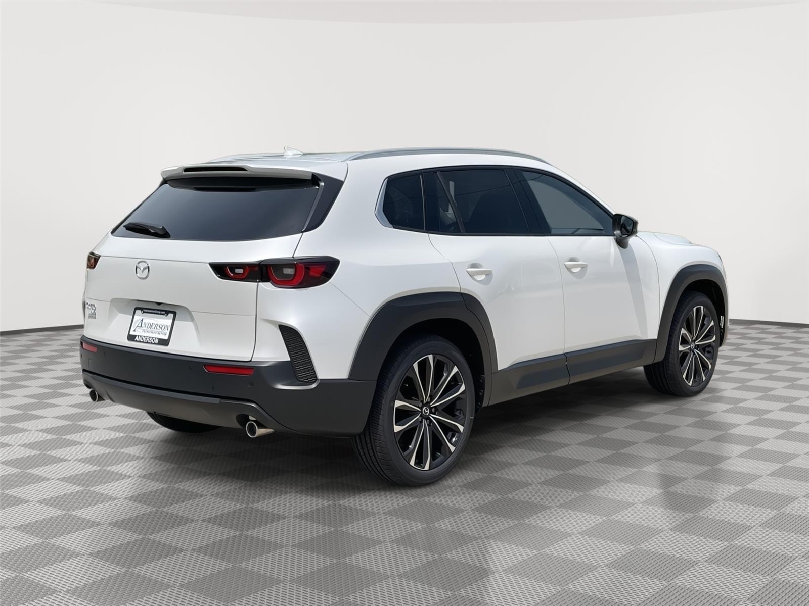 Vehicle photo 7