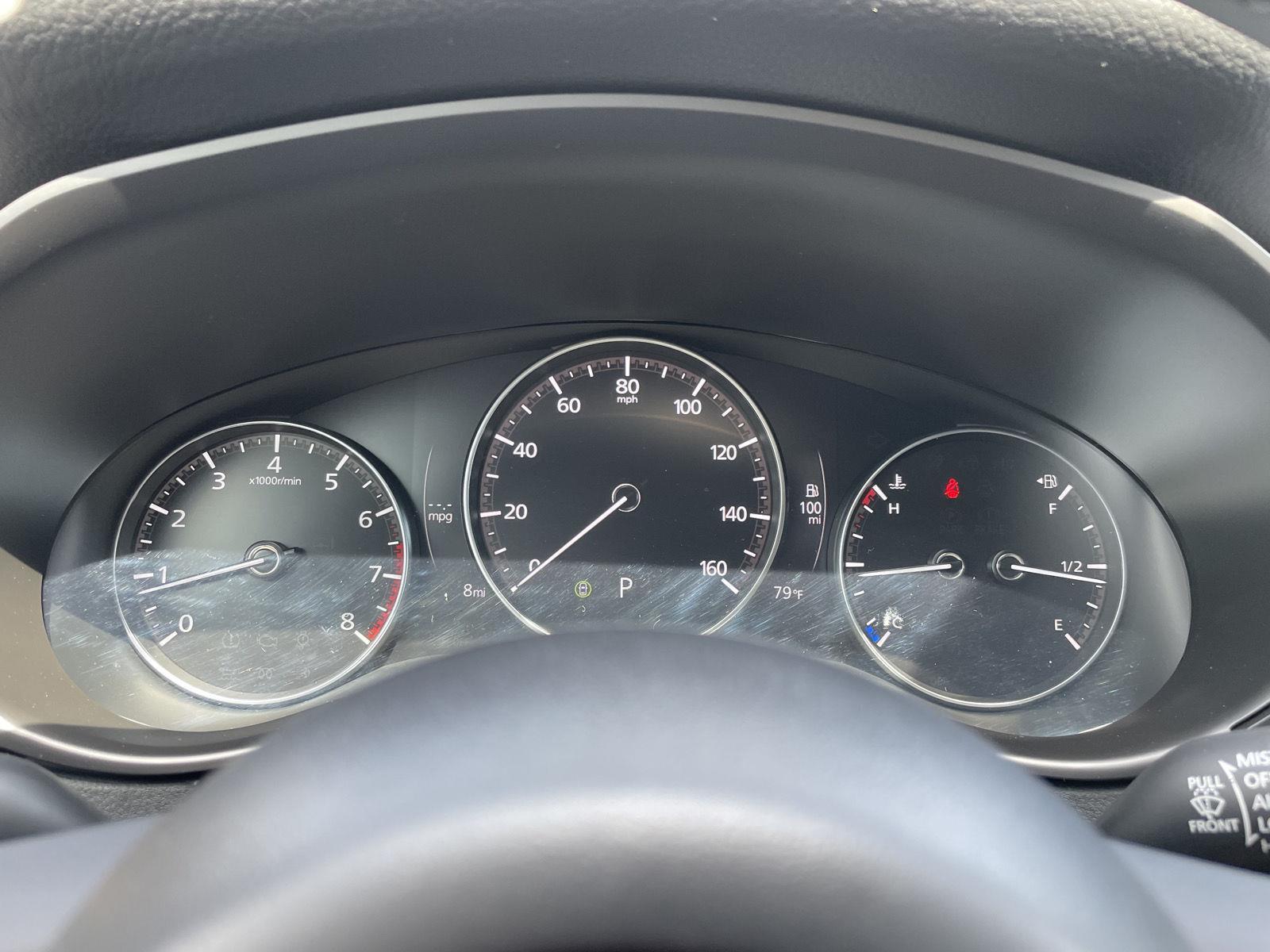 Vehicle photo 14