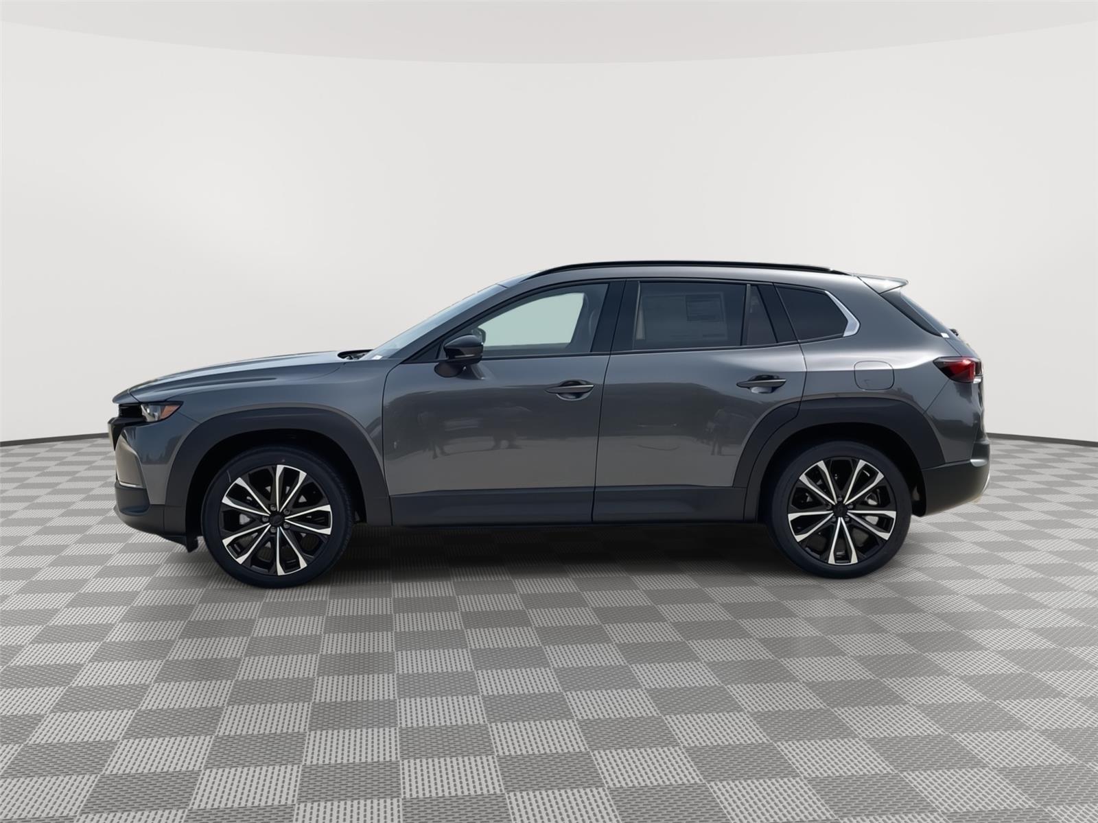 Vehicle photo 2