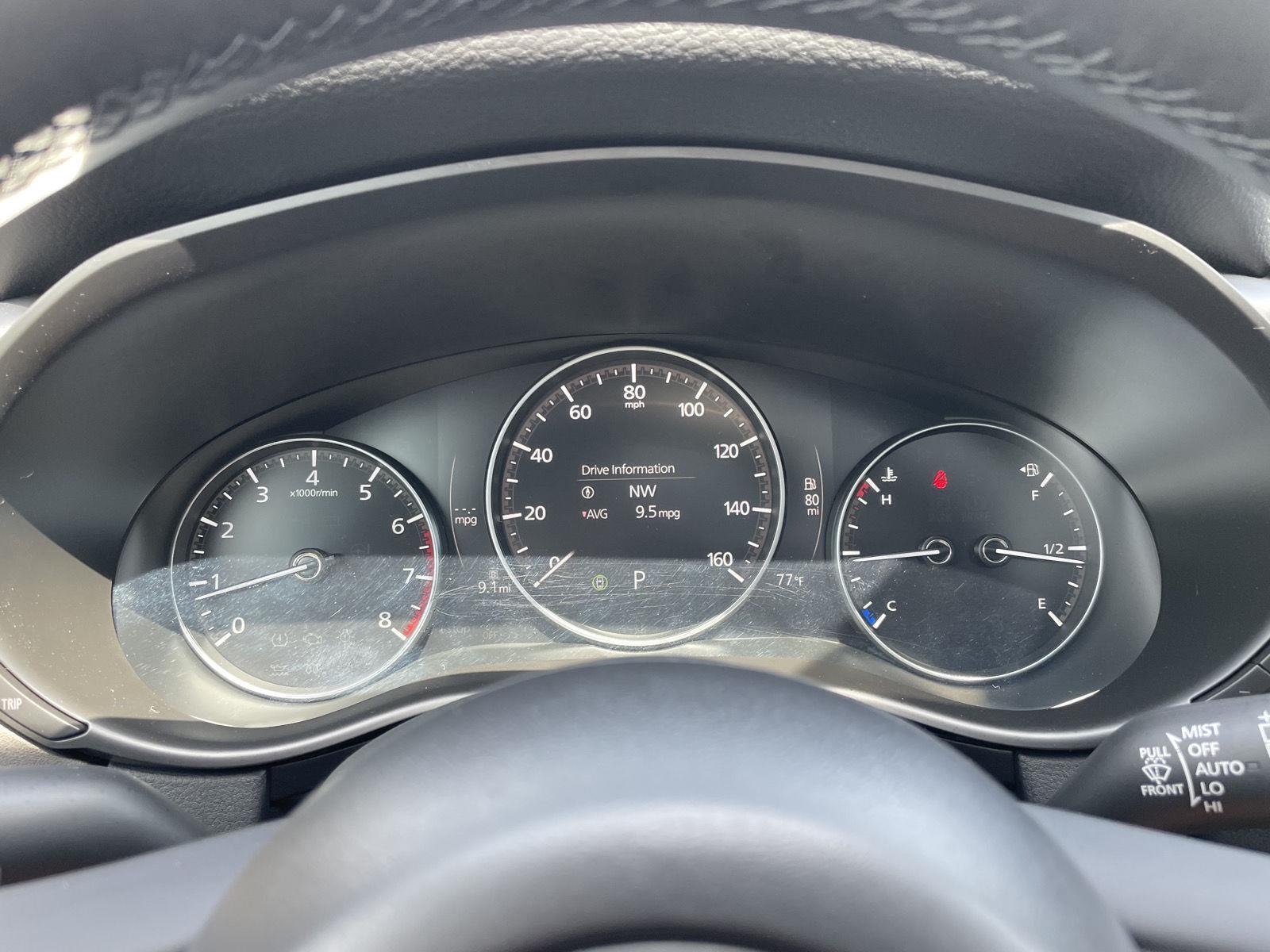 Vehicle photo 14