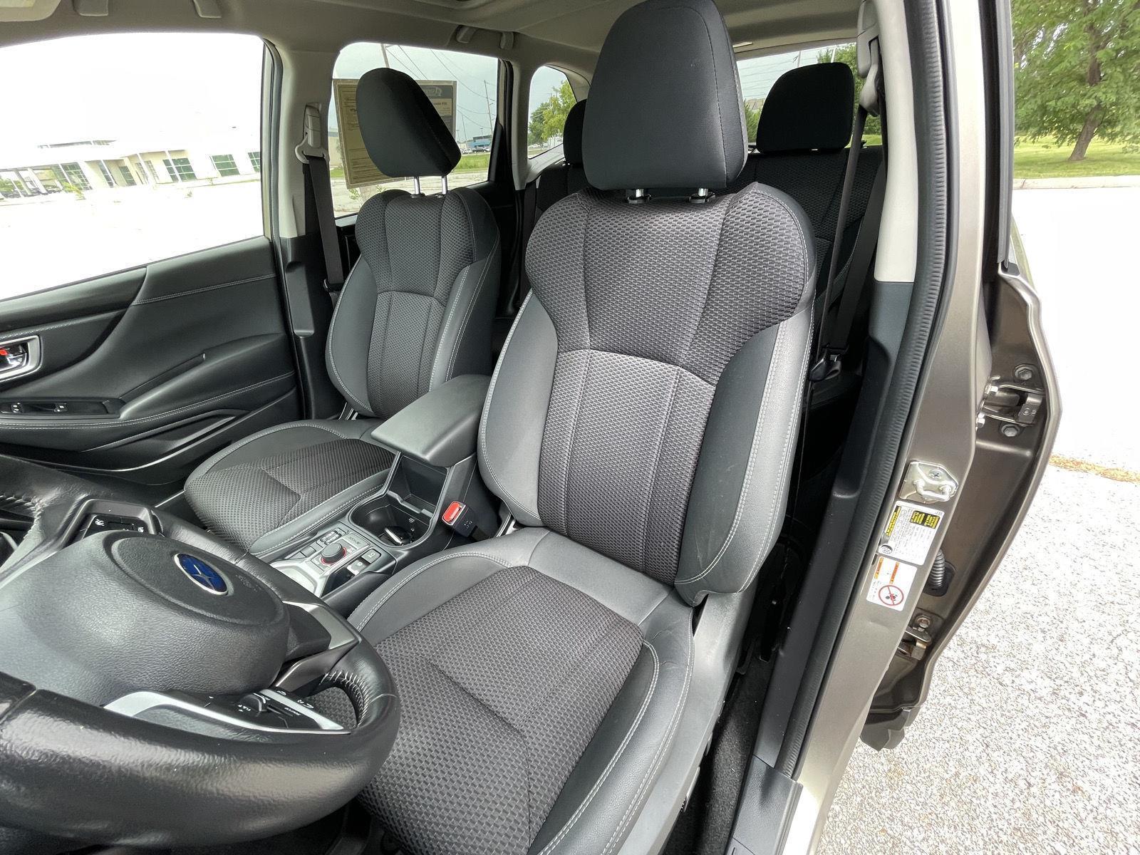 Vehicle photo 18