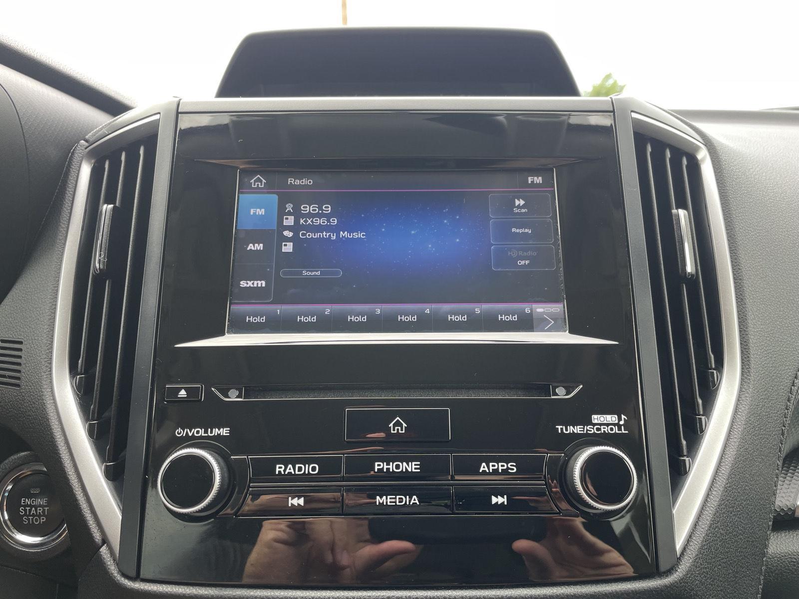 Vehicle photo 26