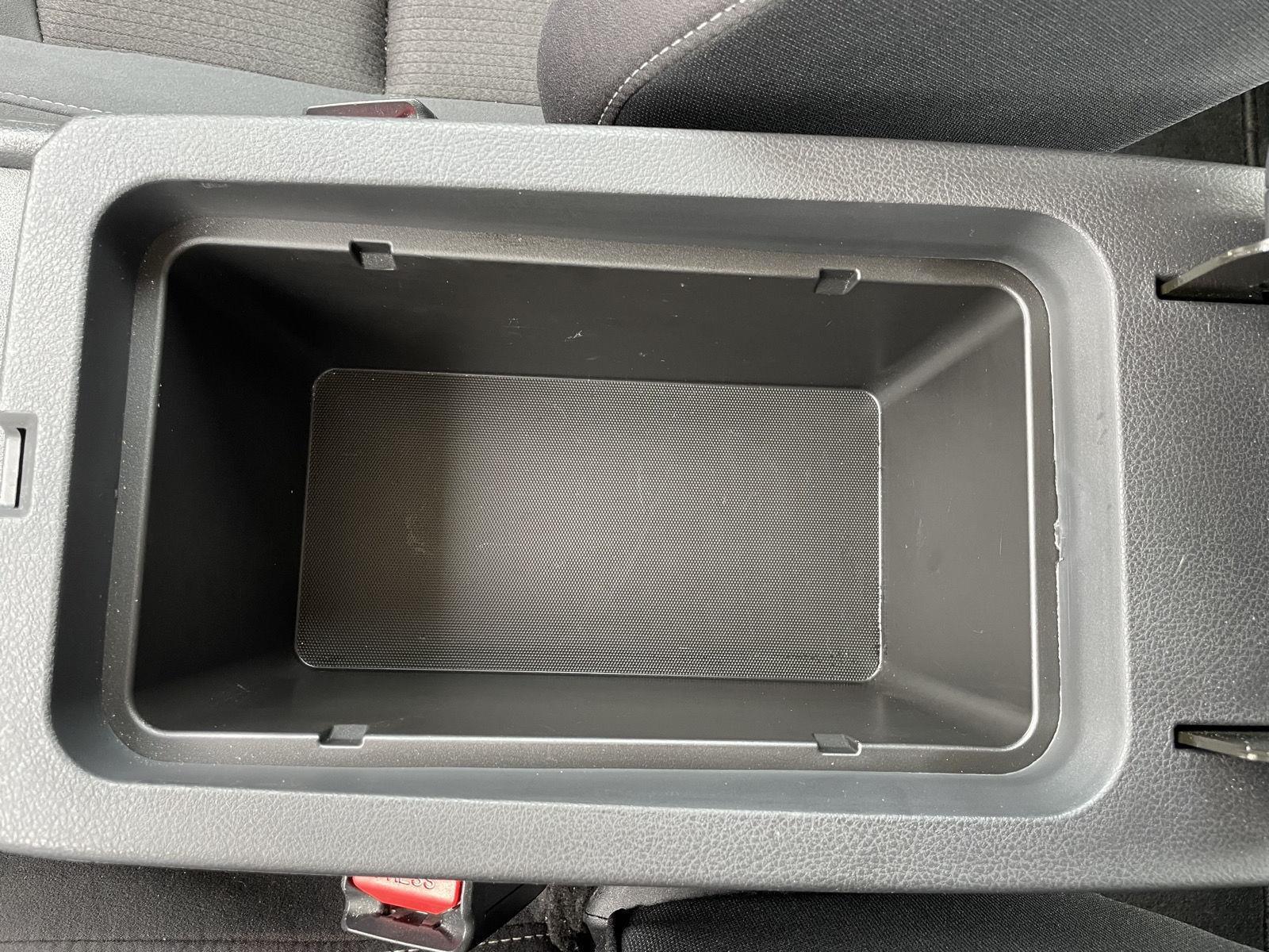 Vehicle photo 21