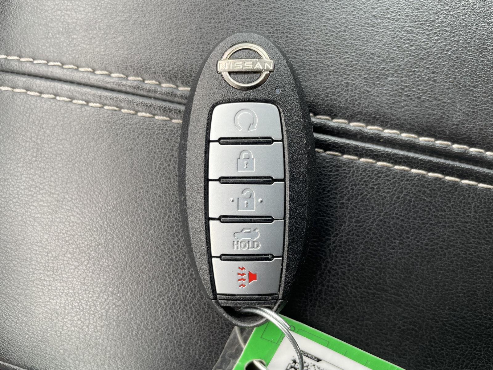 Vehicle photo 35