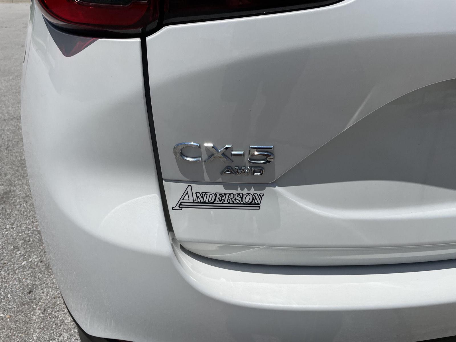 Vehicle photo 36