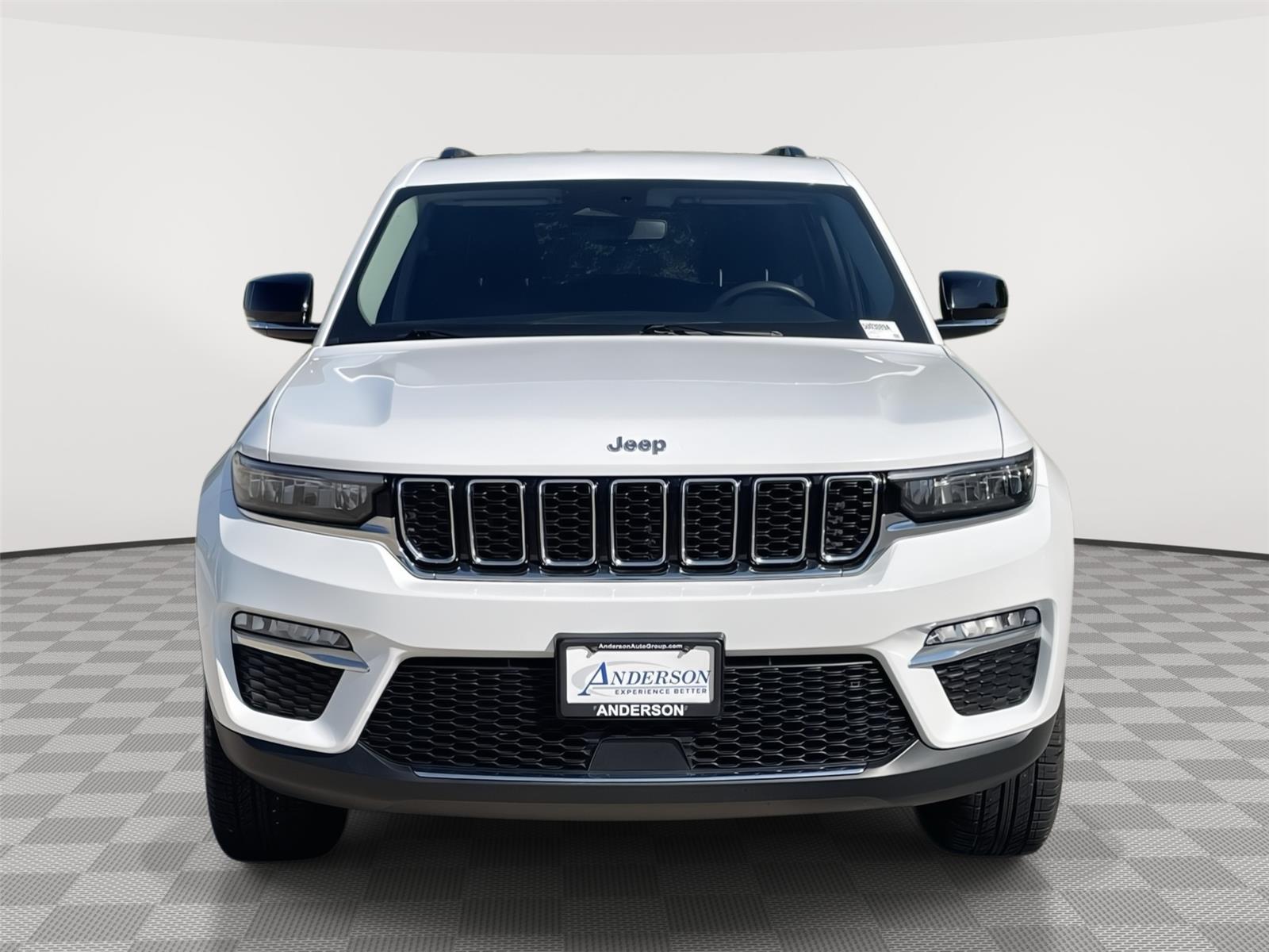 Vehicle photo 4