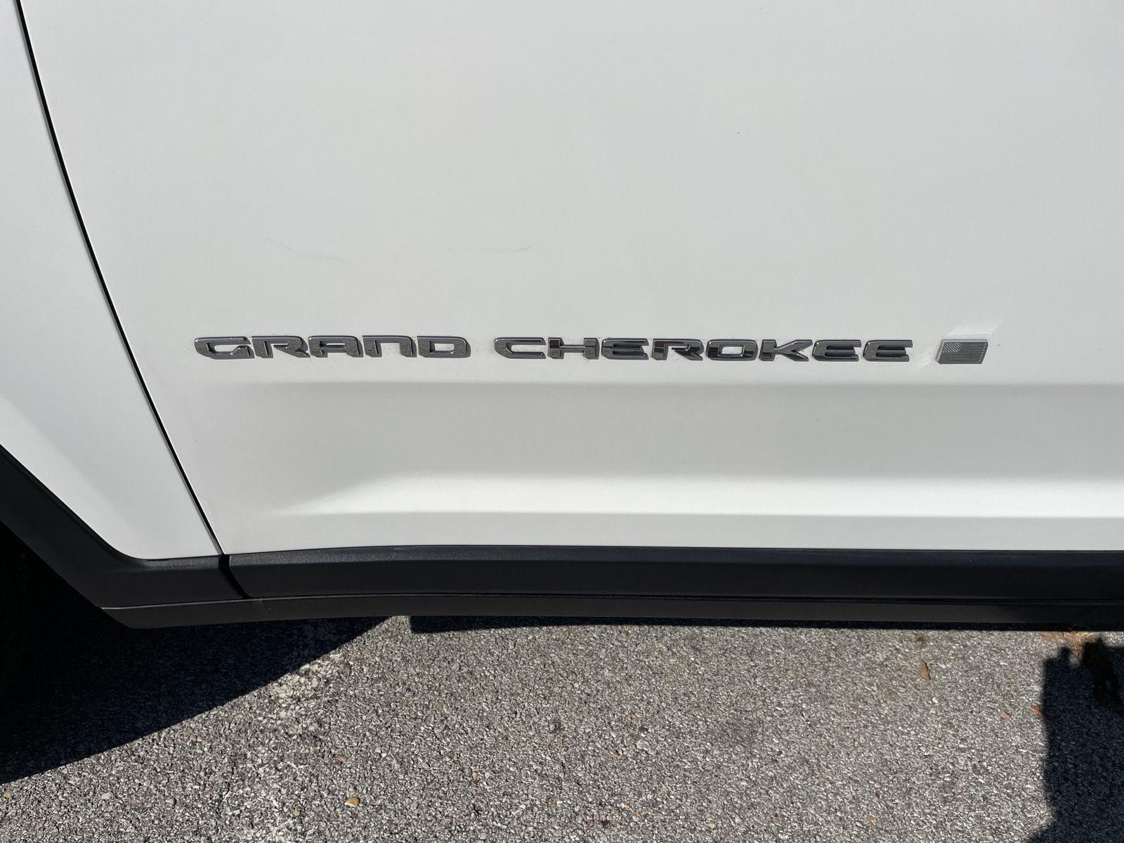 Vehicle photo 37