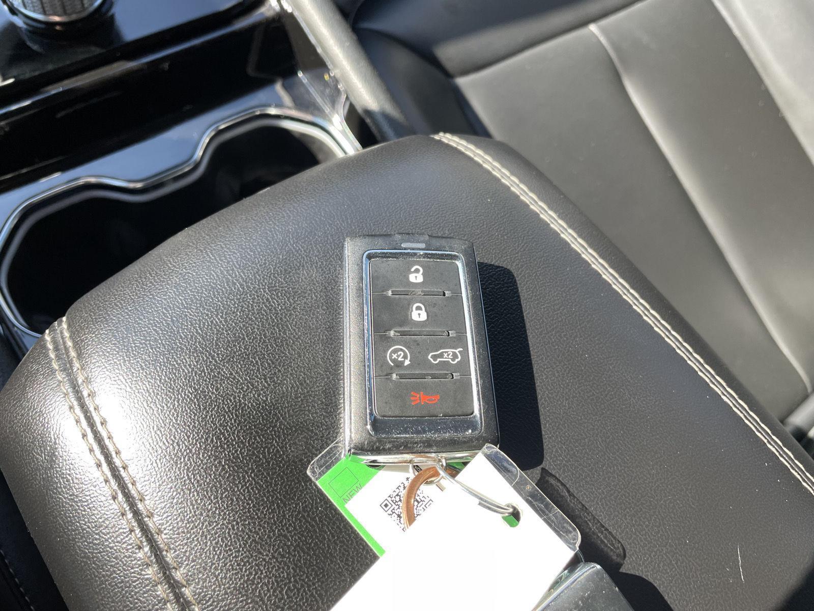 Vehicle photo 39