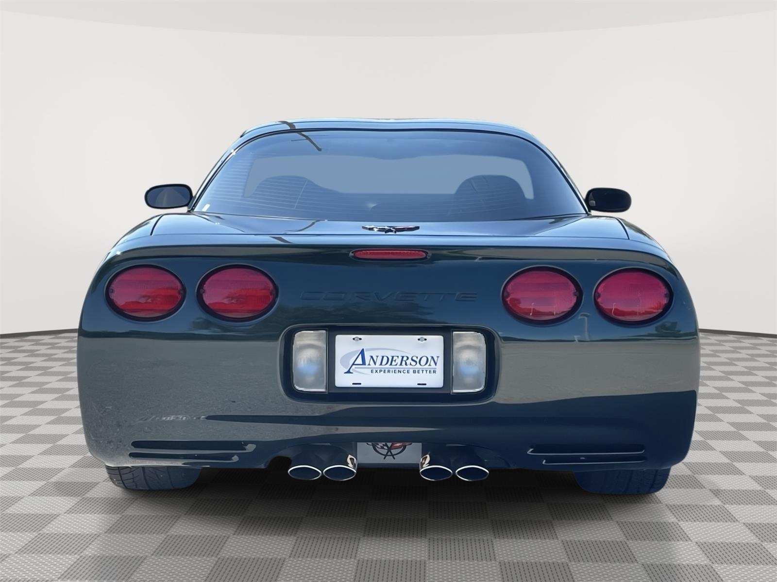 Vehicle photo 8