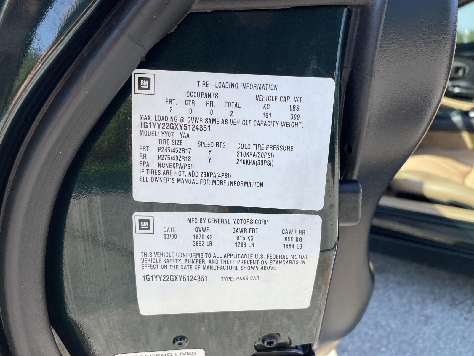 Vehicle photo 25