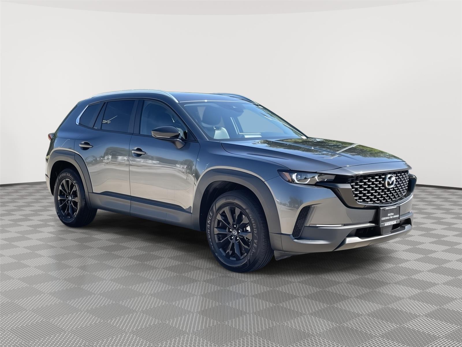 Vehicle photo 5
