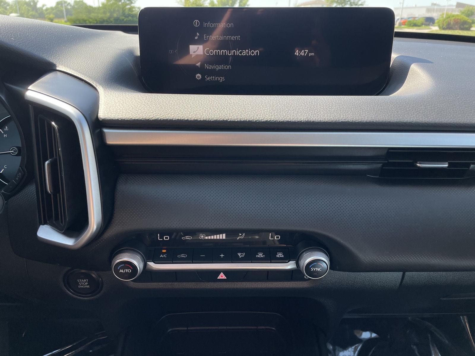 Vehicle photo 22