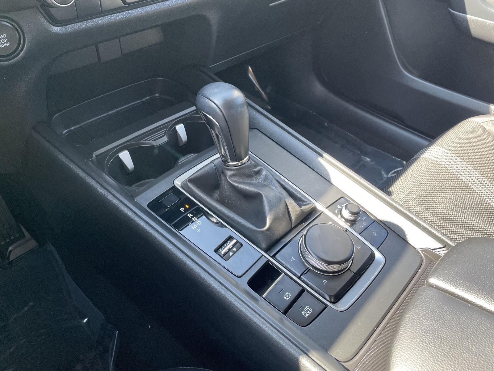 Vehicle photo 27