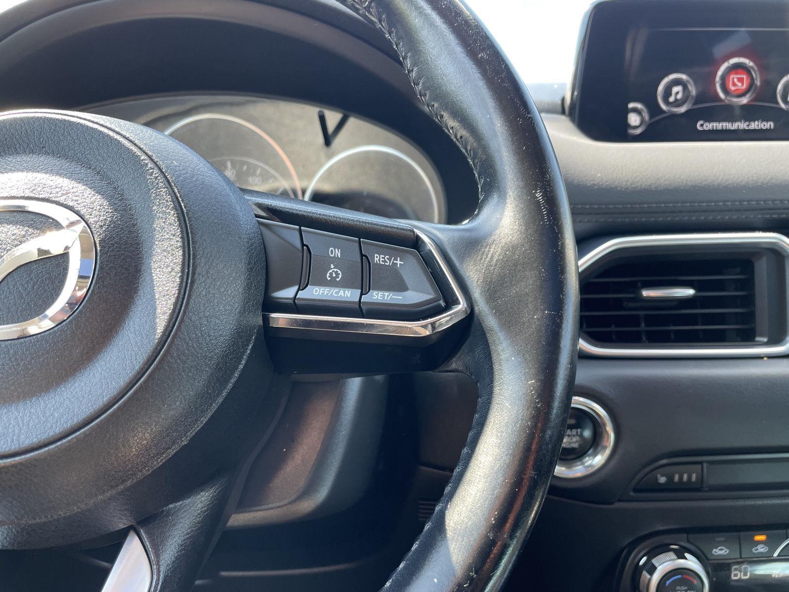 Vehicle photo 14