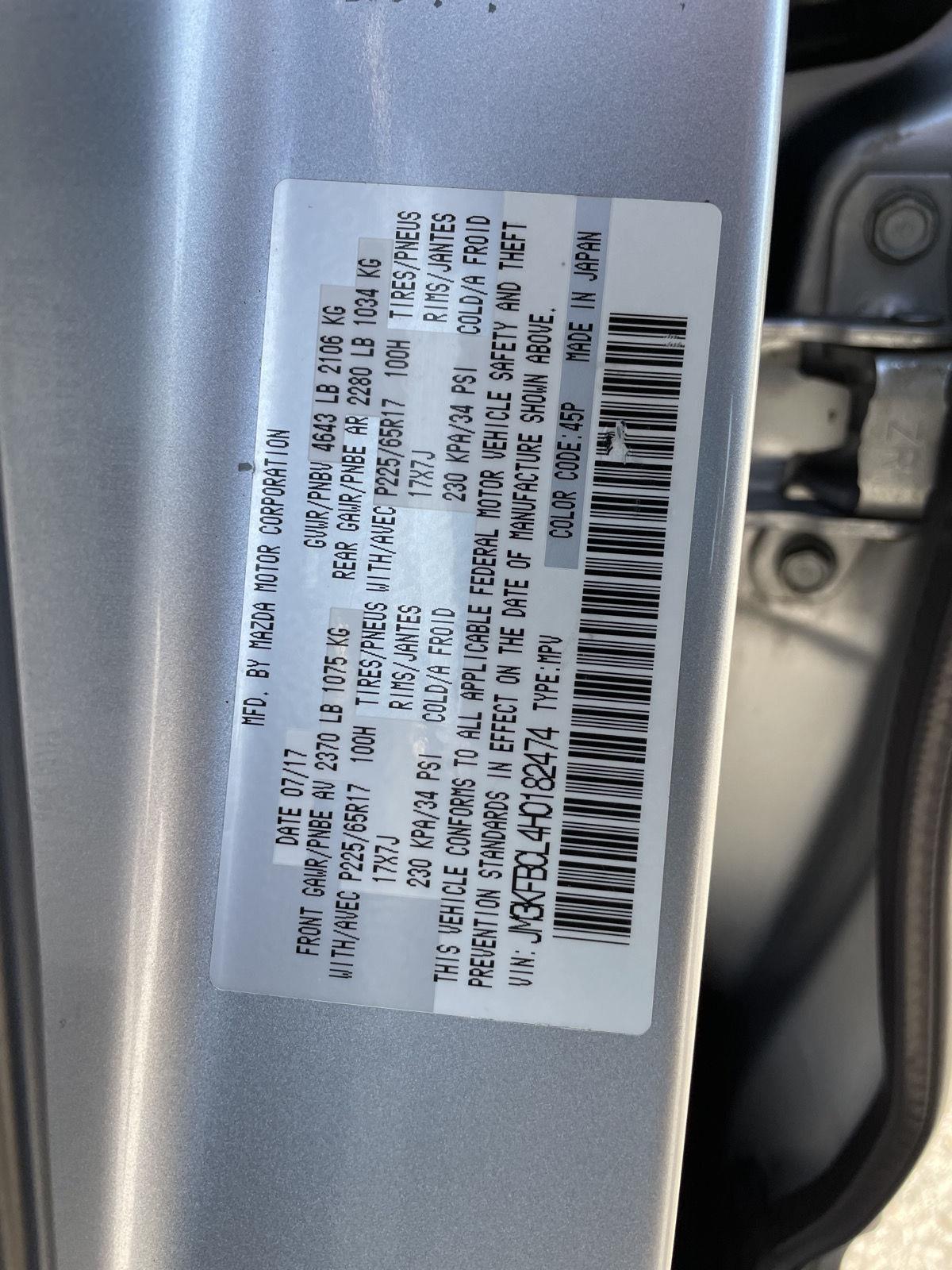 Vehicle photo 30