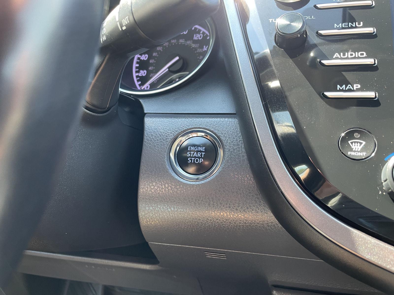Vehicle photo 26