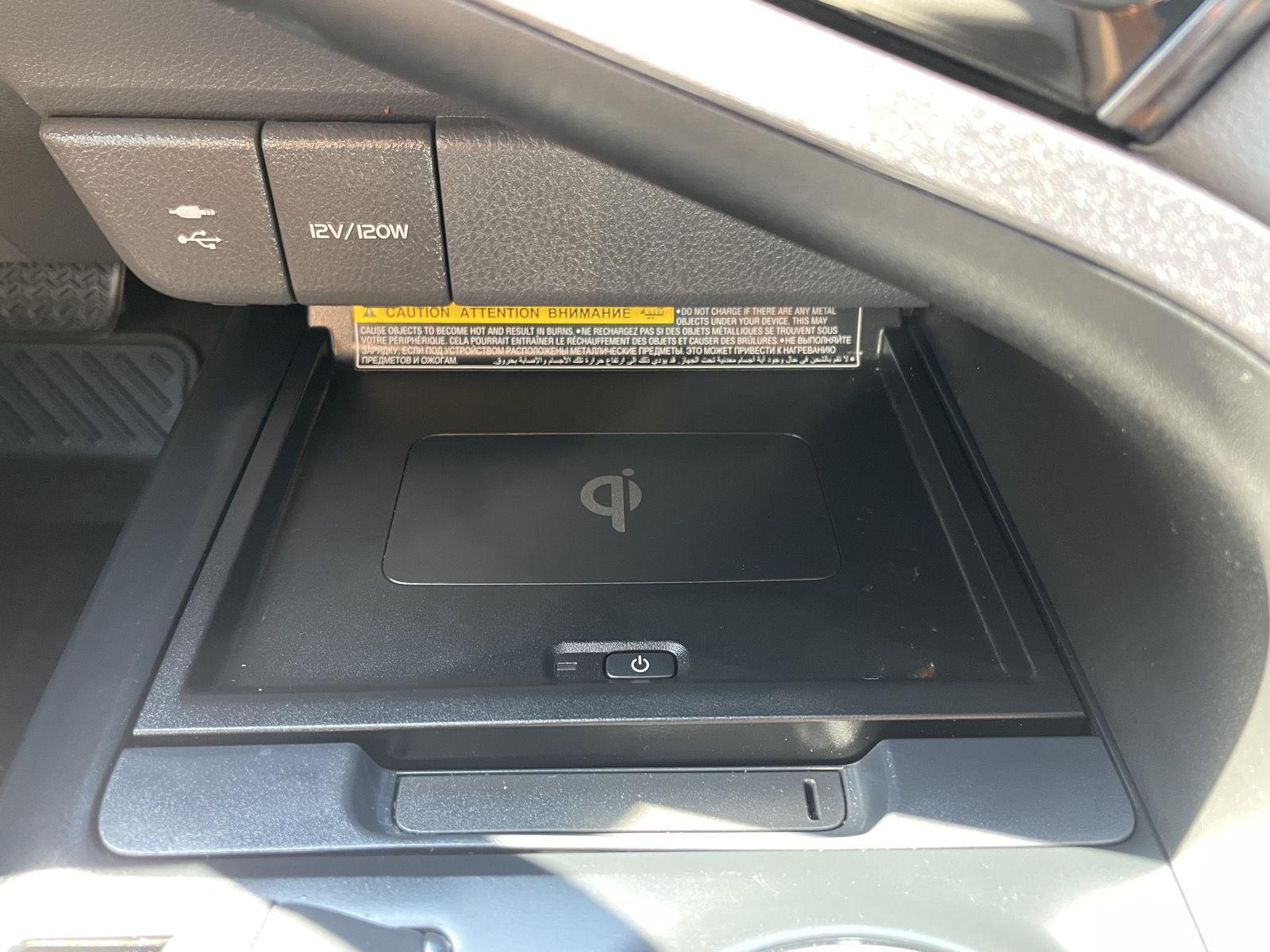 Vehicle photo 29