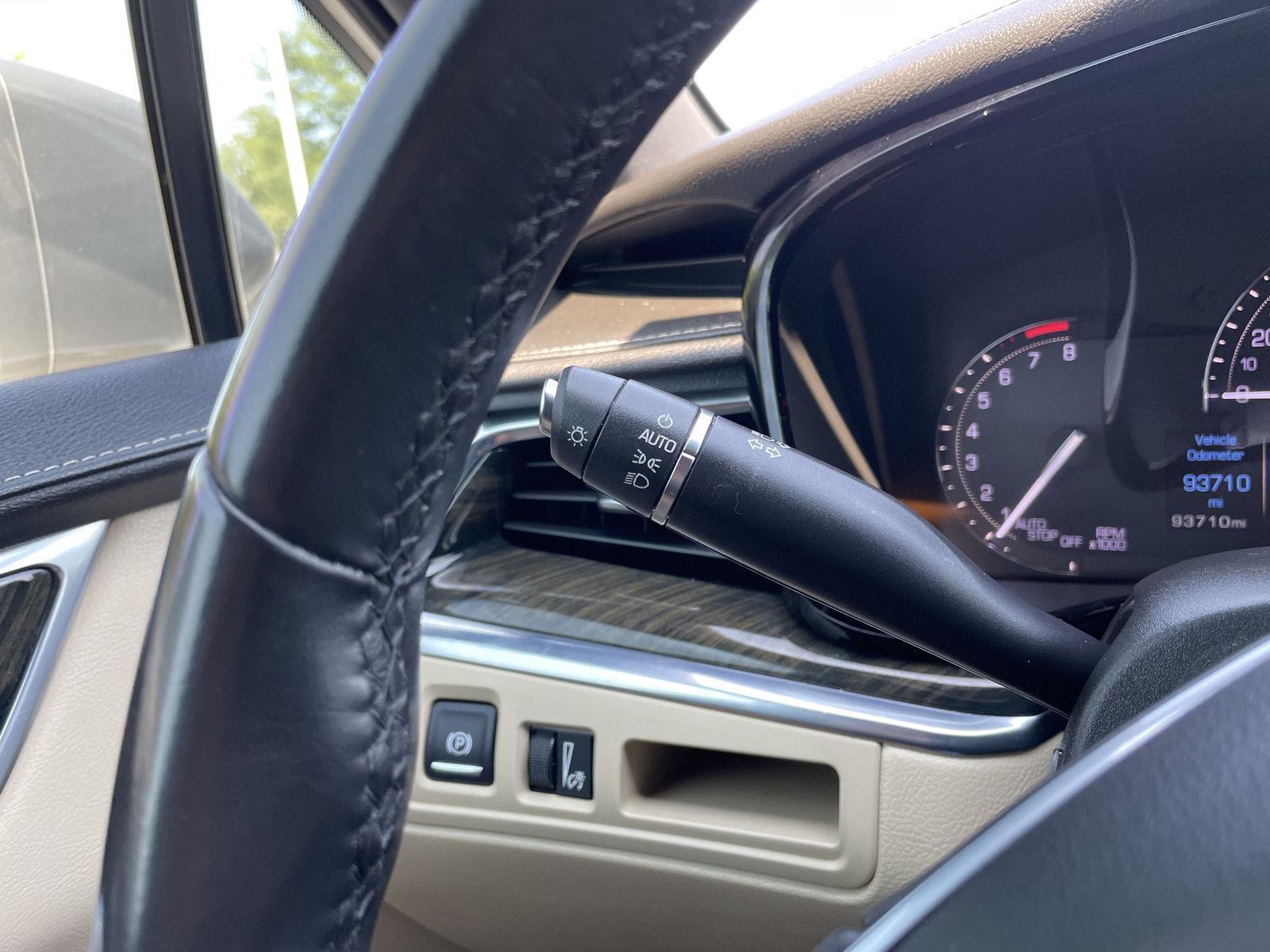 Vehicle photo 16