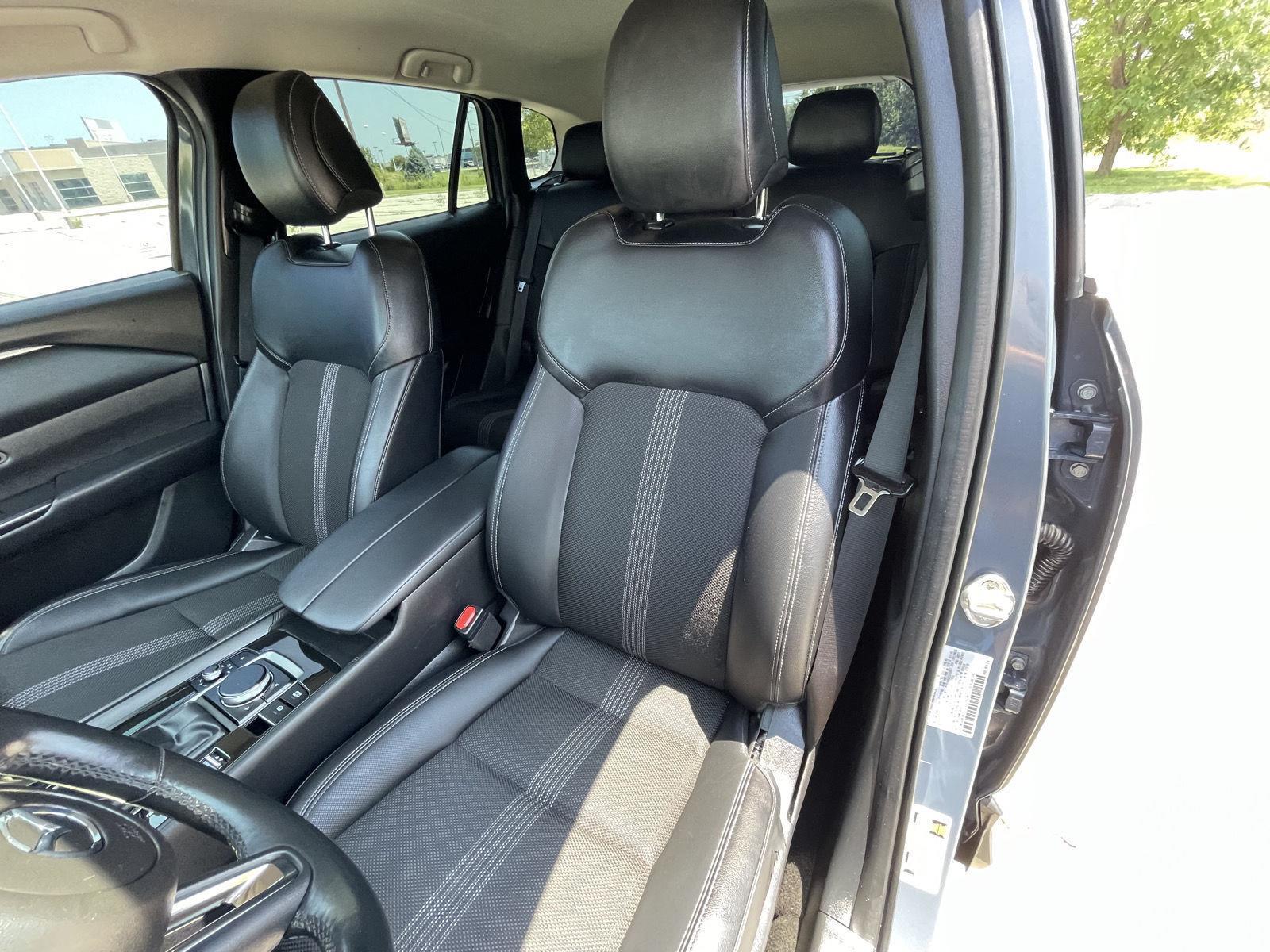 Vehicle photo 18