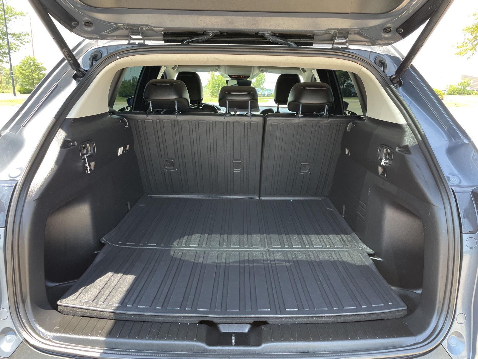 Vehicle photo 33