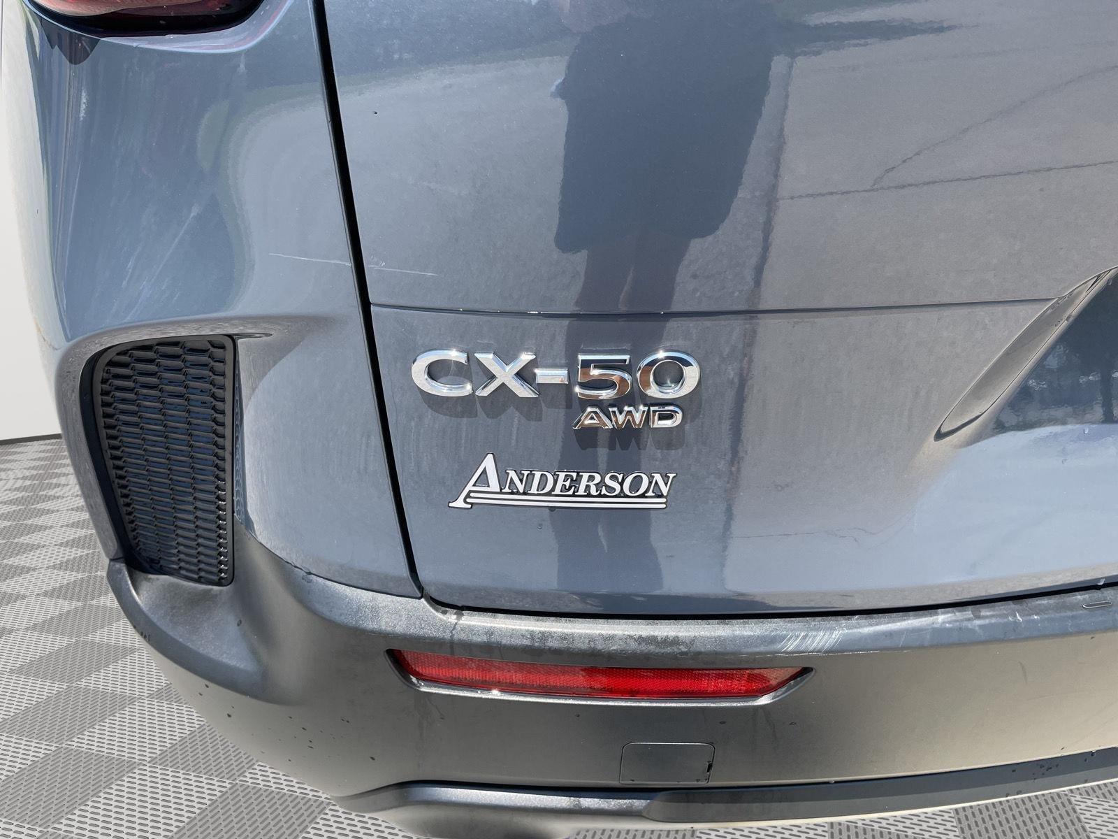 Vehicle photo 35