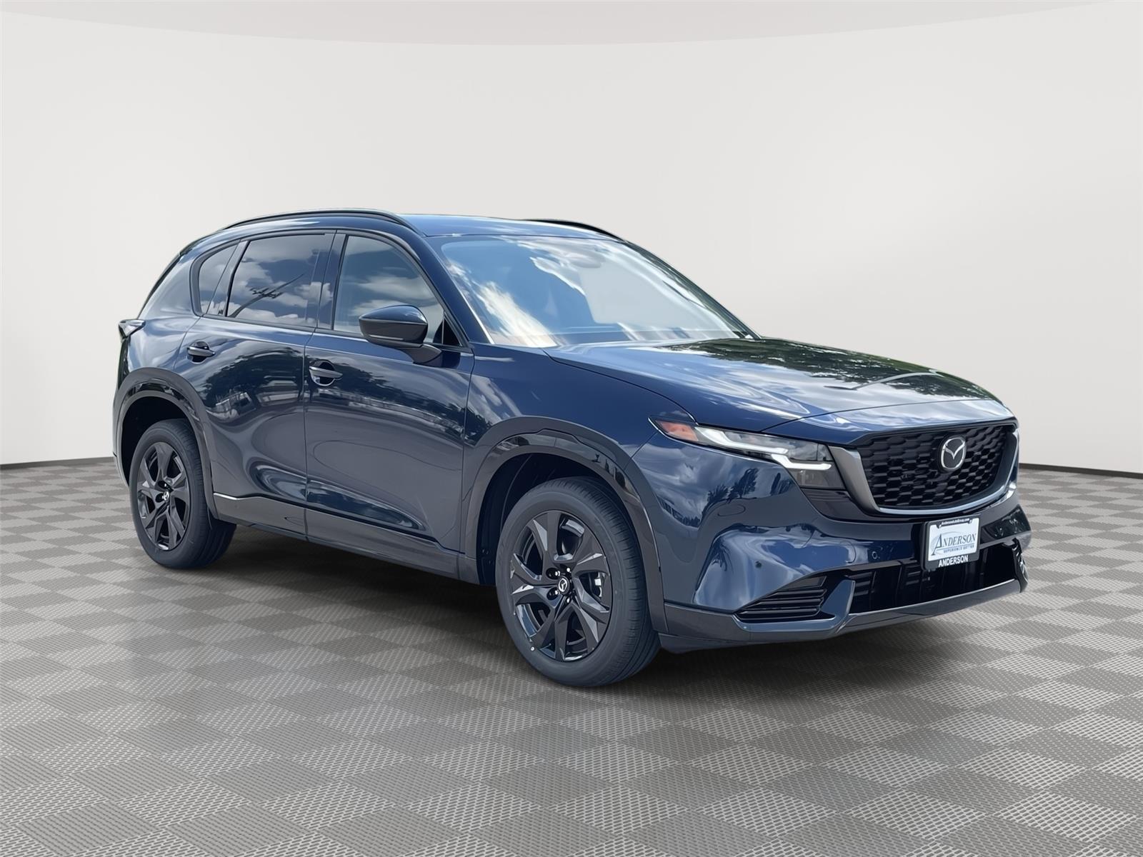Vehicle photo 5