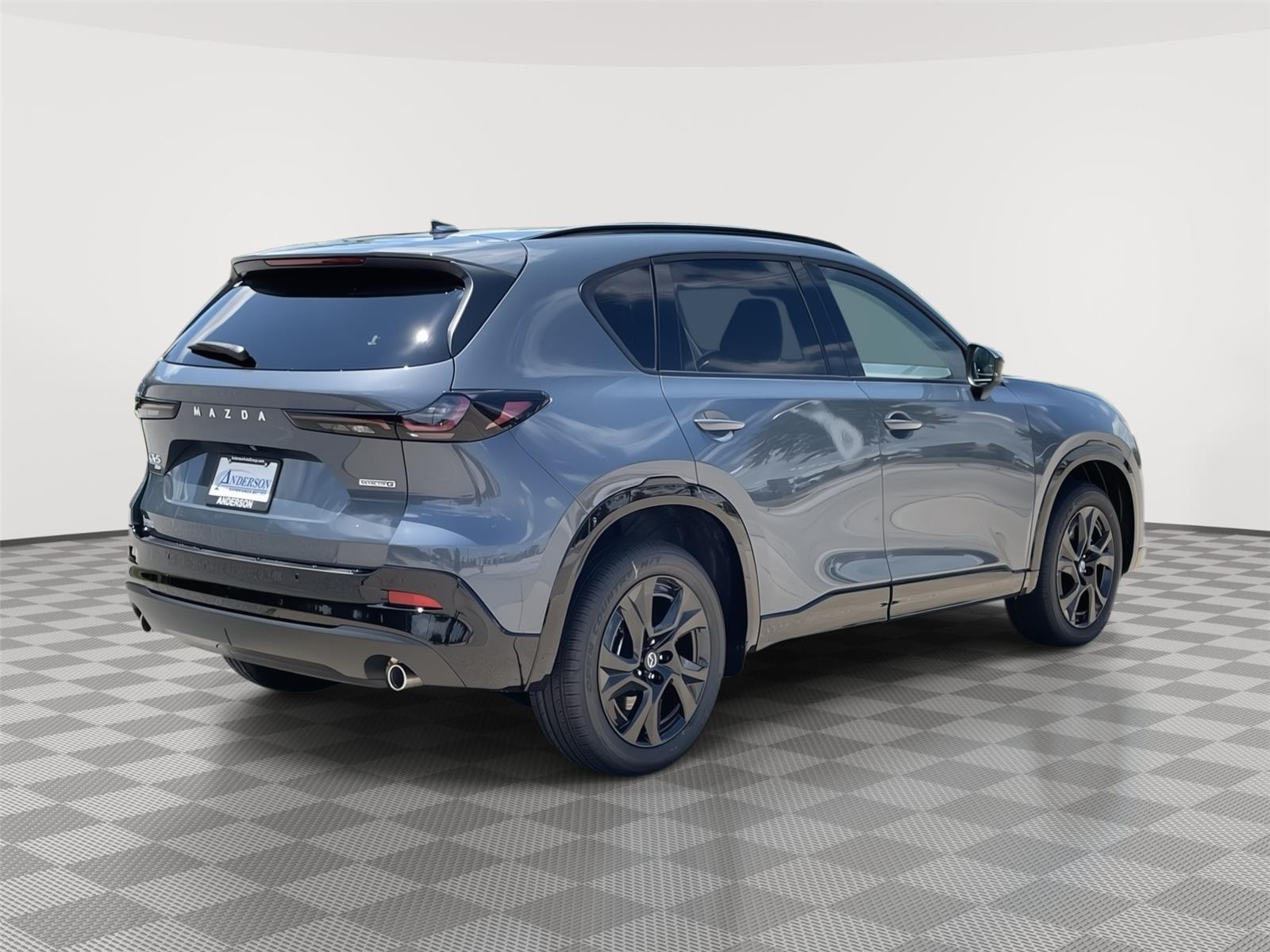 Vehicle photo 7