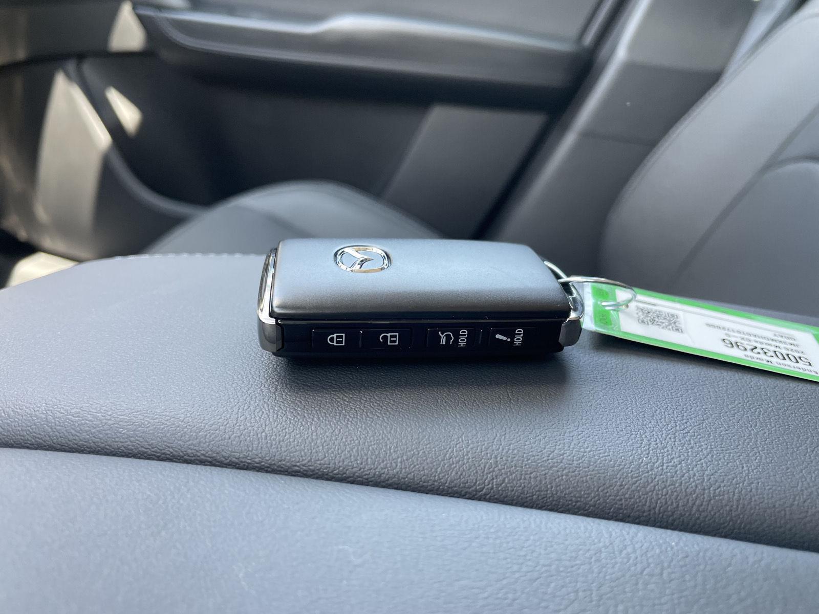 Vehicle photo 37