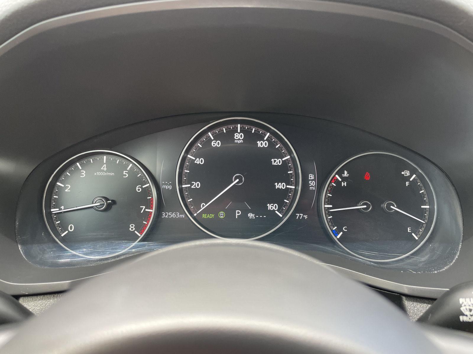 Vehicle photo 15