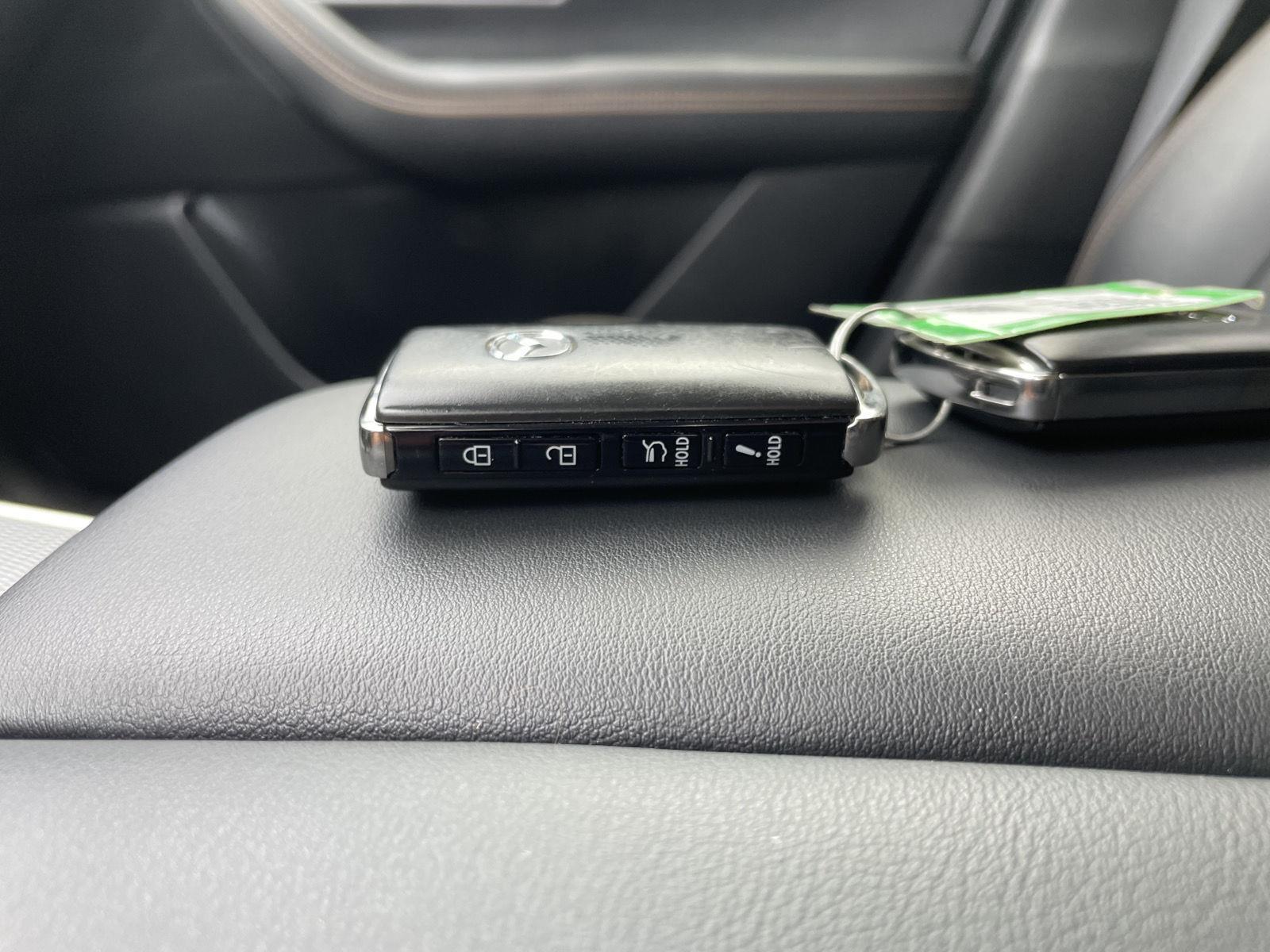 Vehicle photo 40