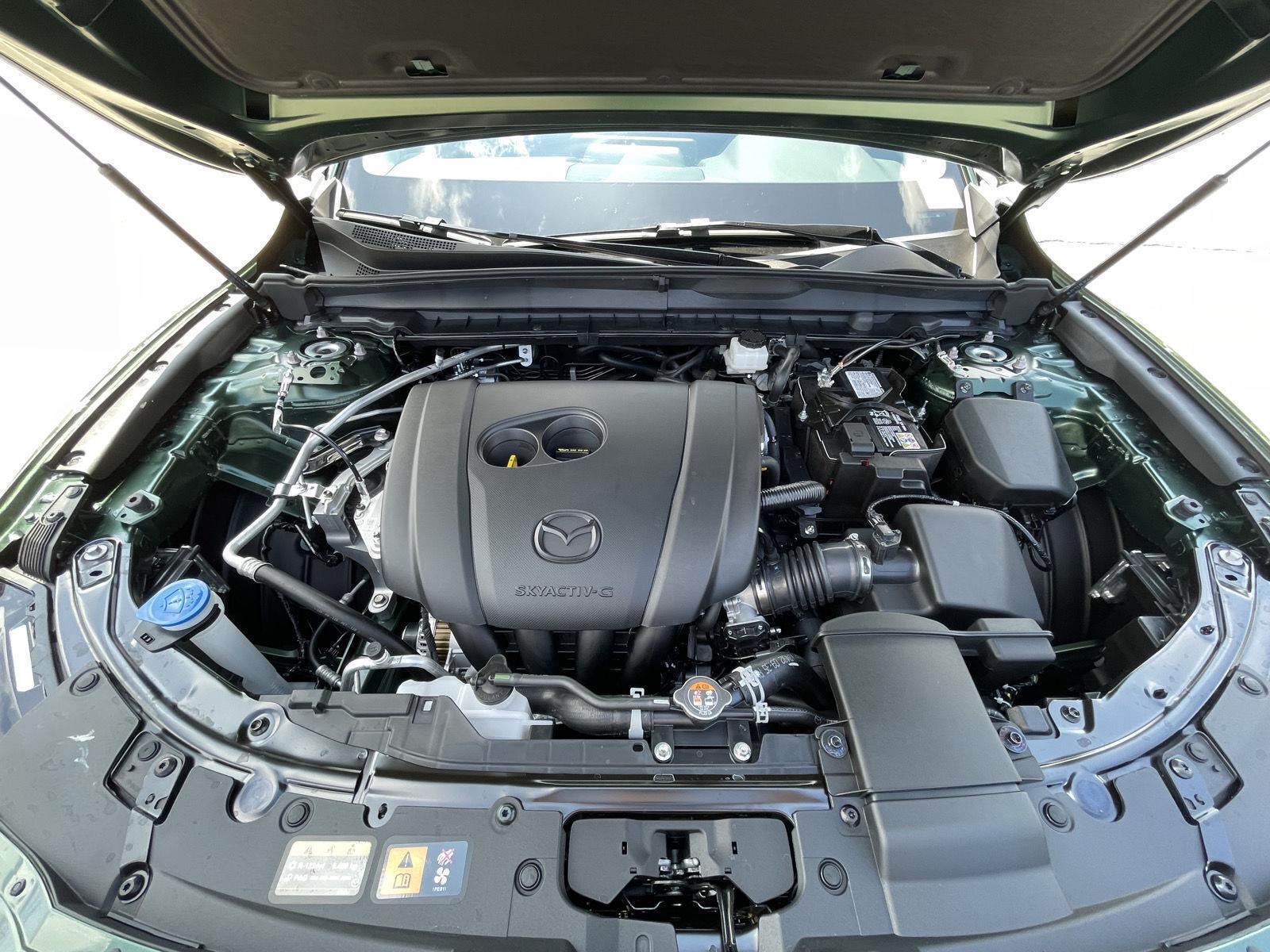 Vehicle photo 34