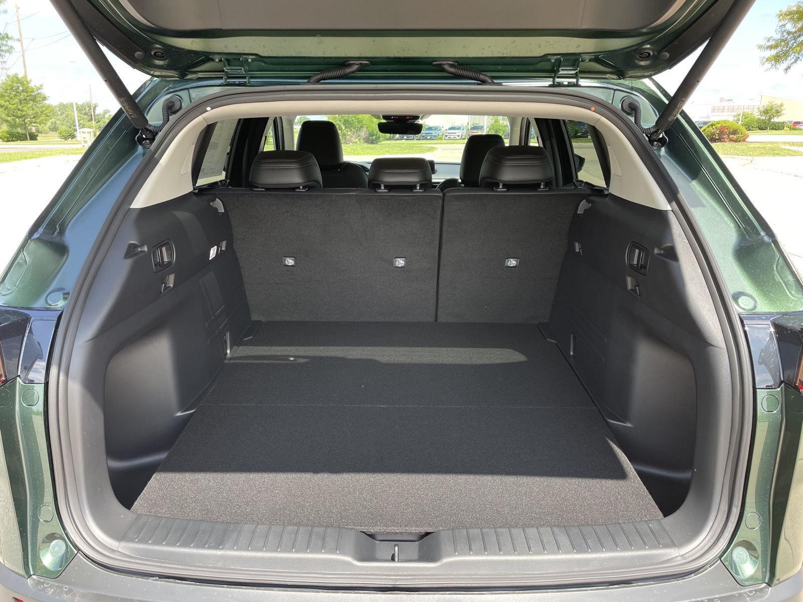 Vehicle photo 35