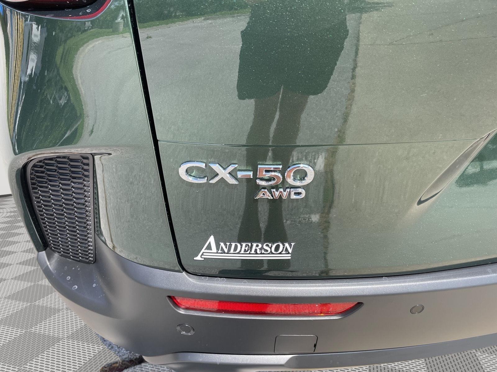 Vehicle photo 37