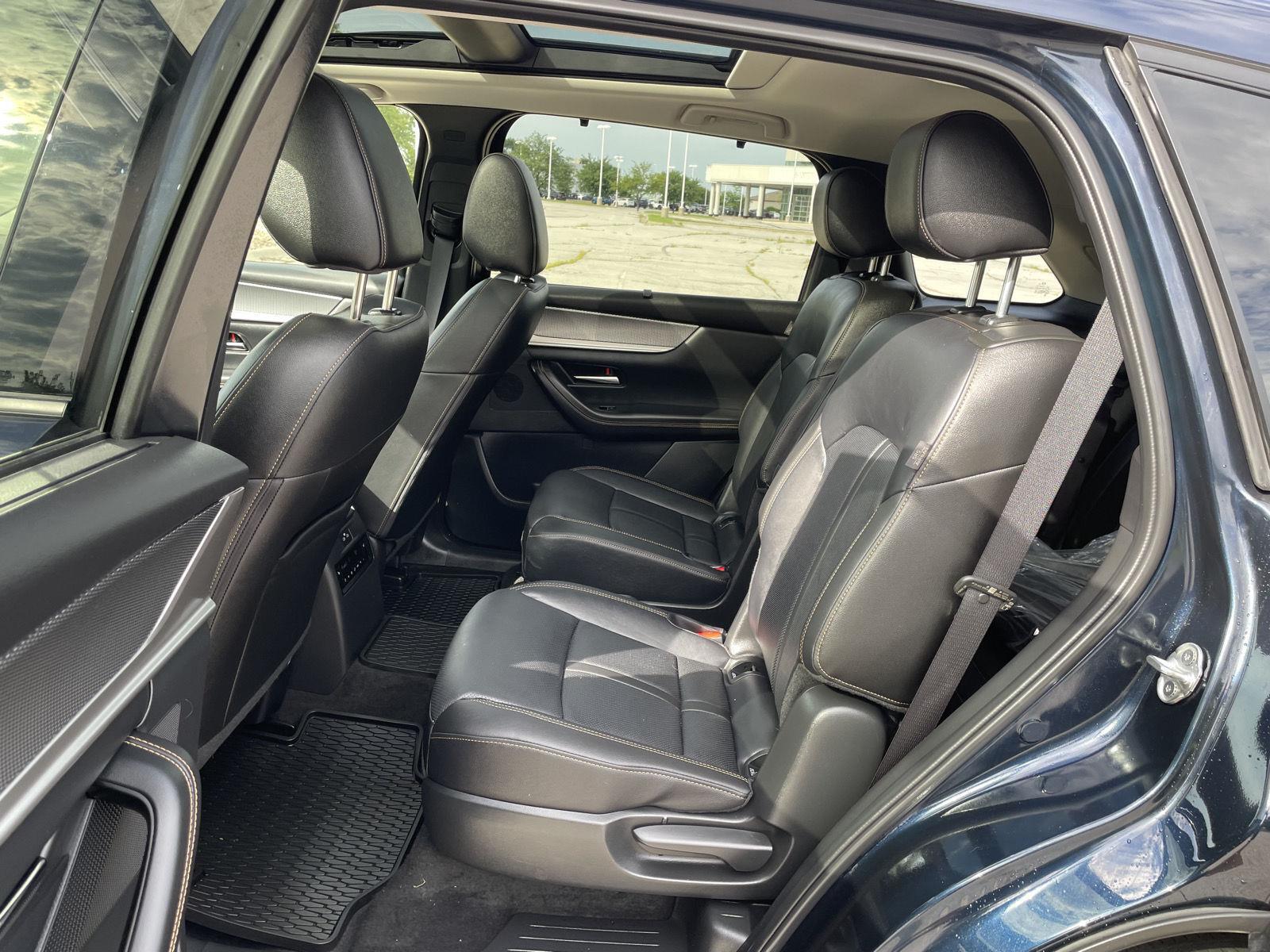 Vehicle photo 20