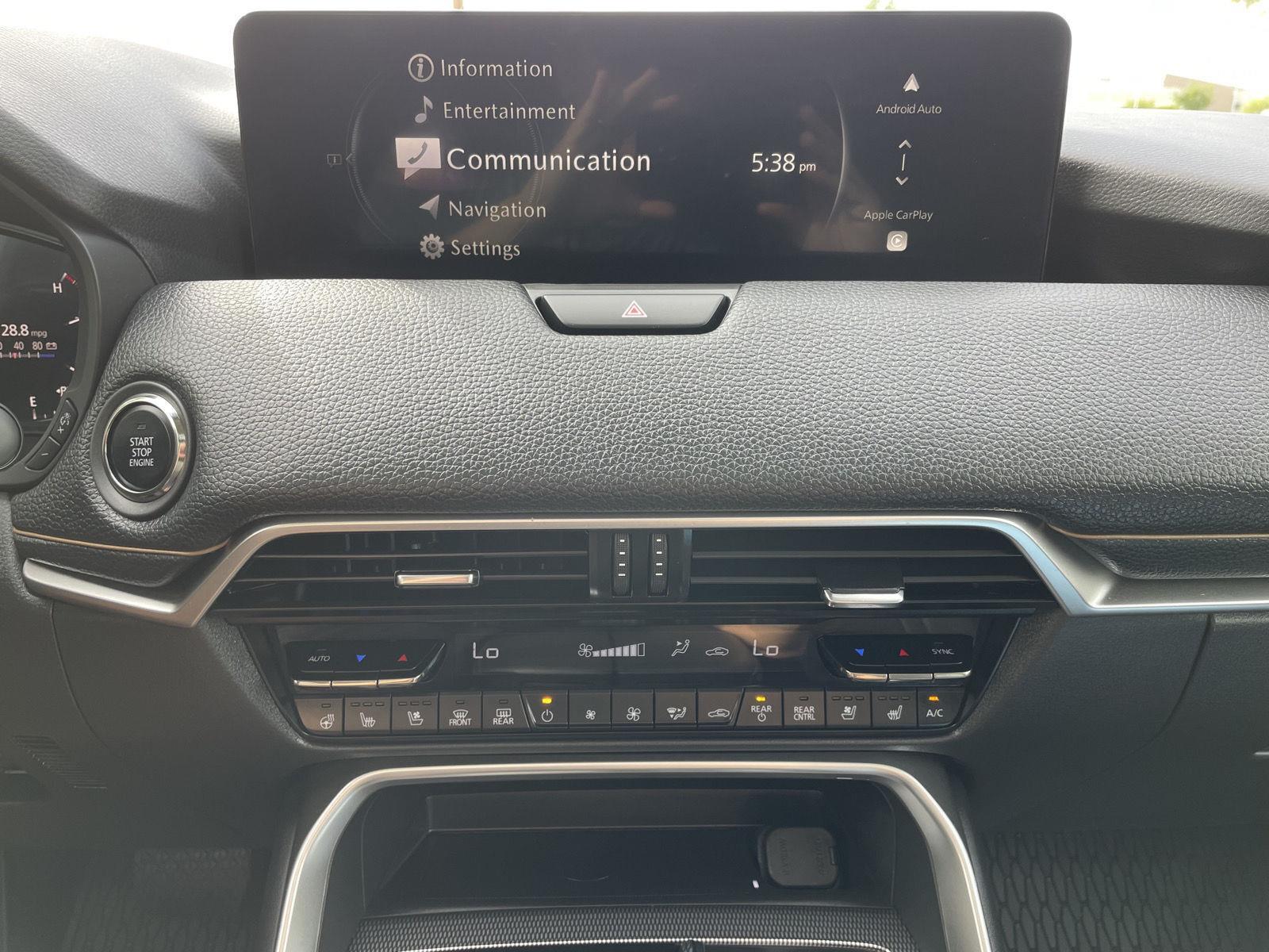 Vehicle photo 25