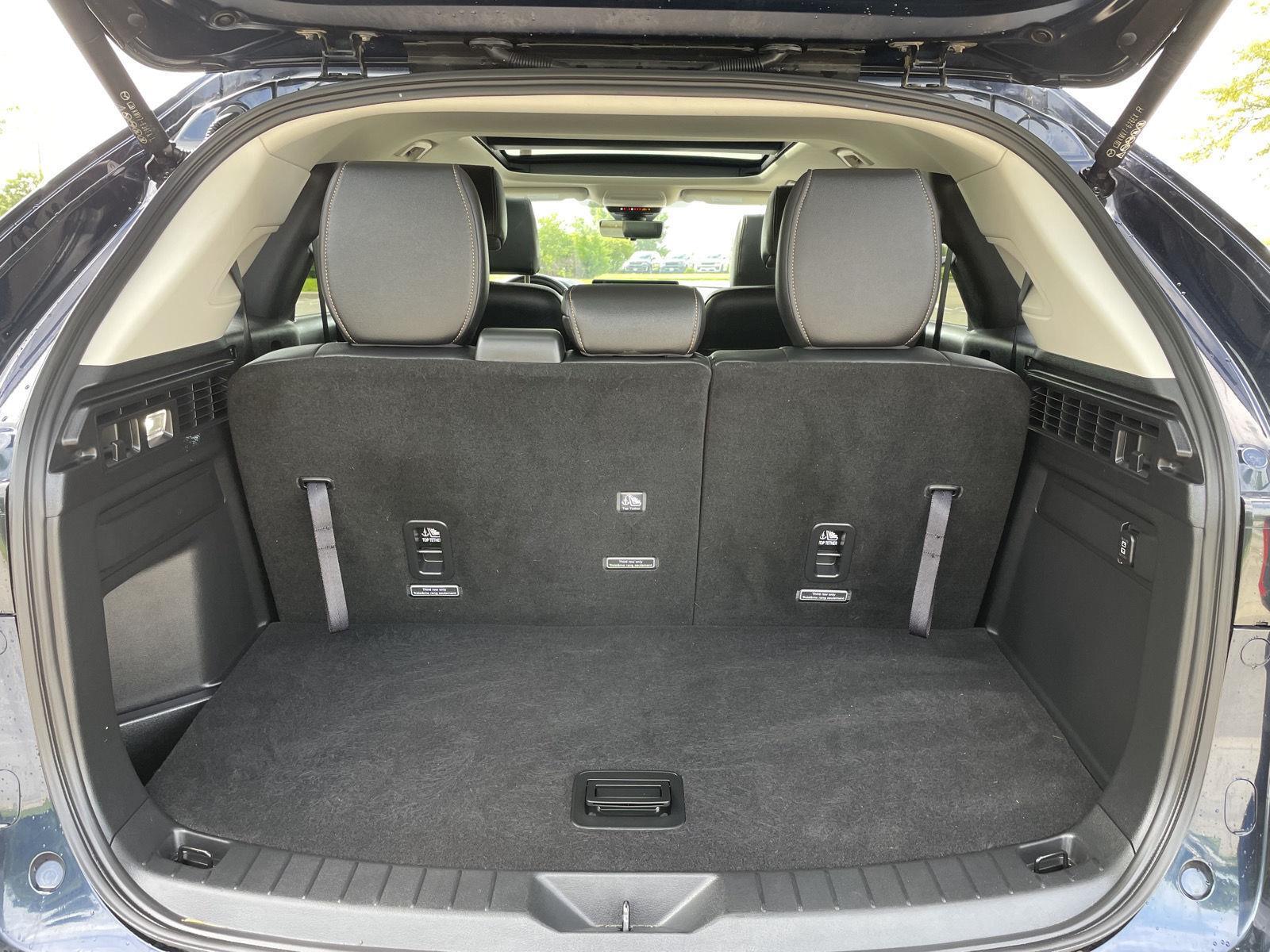 Vehicle photo 38