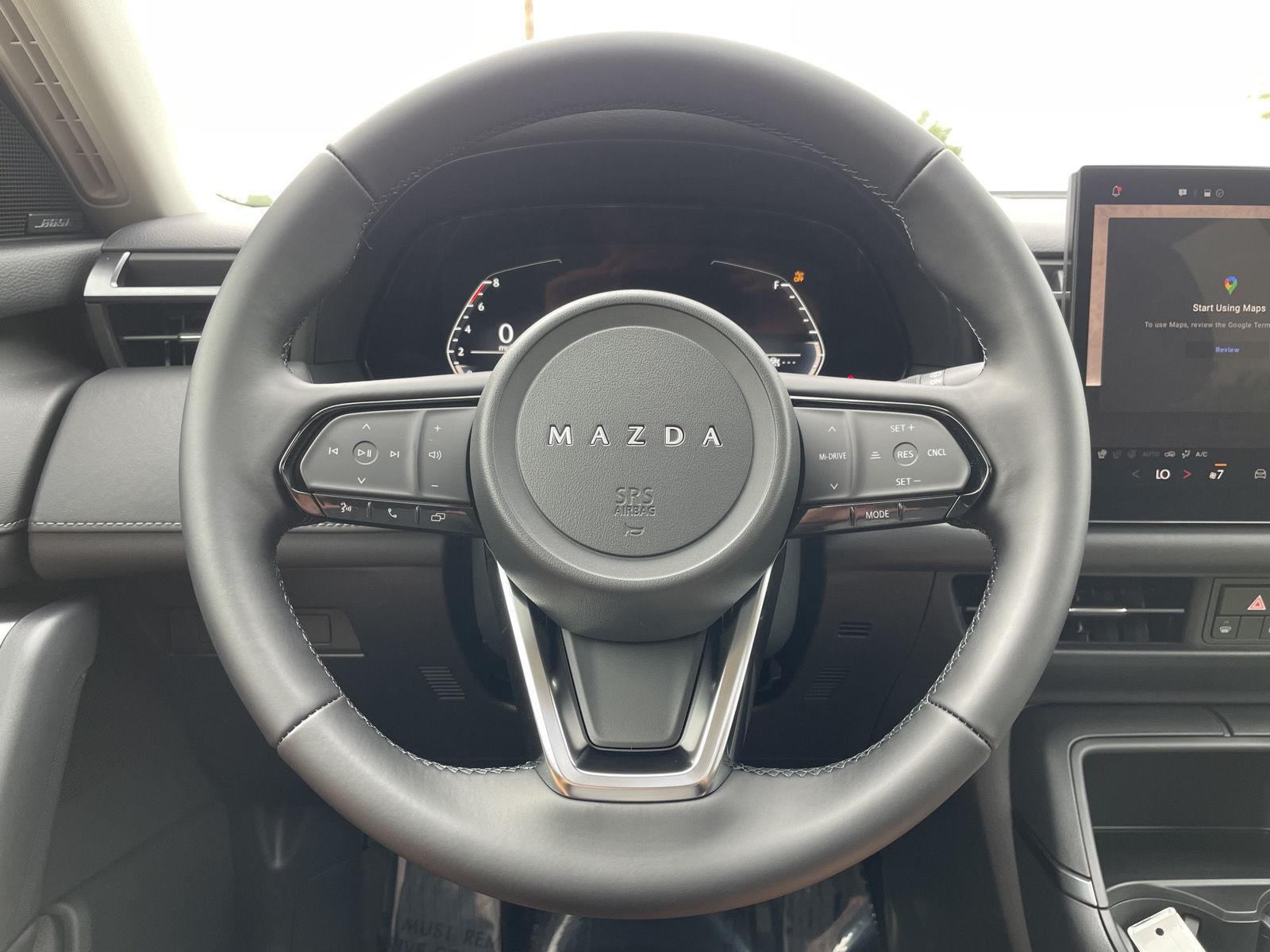 Vehicle photo 11