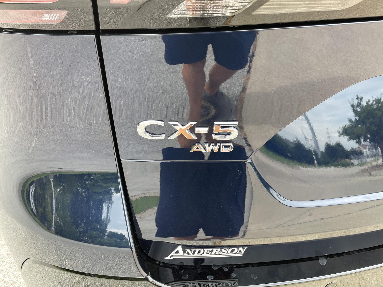 Vehicle photo 36