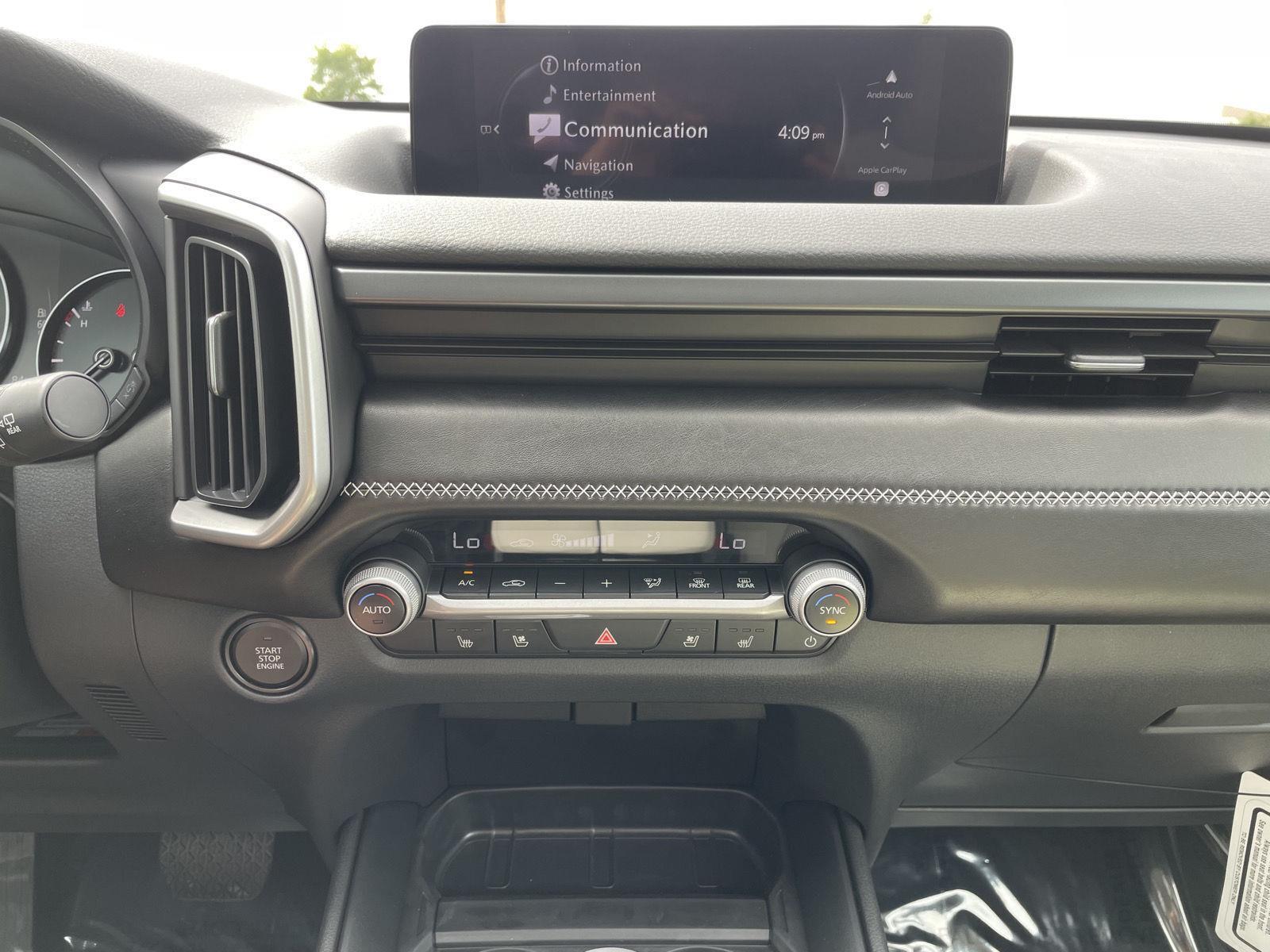 Vehicle photo 22