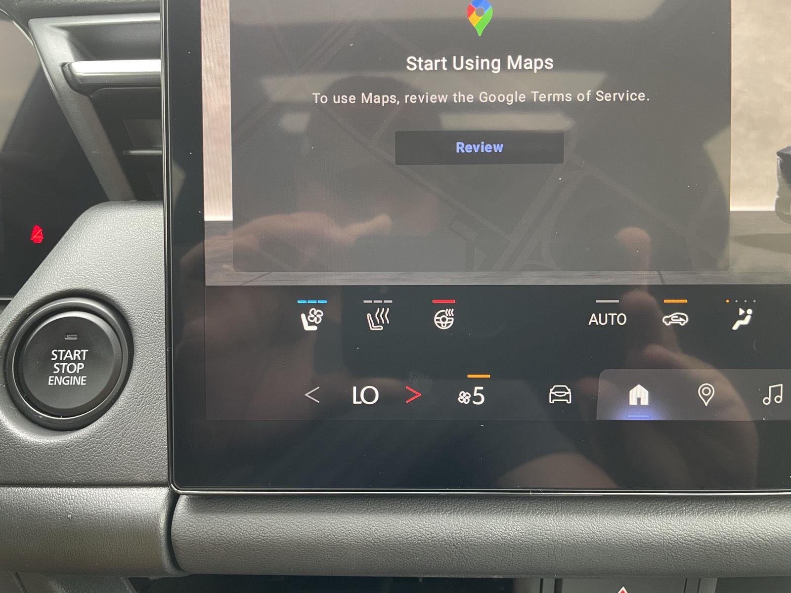 Vehicle photo 26