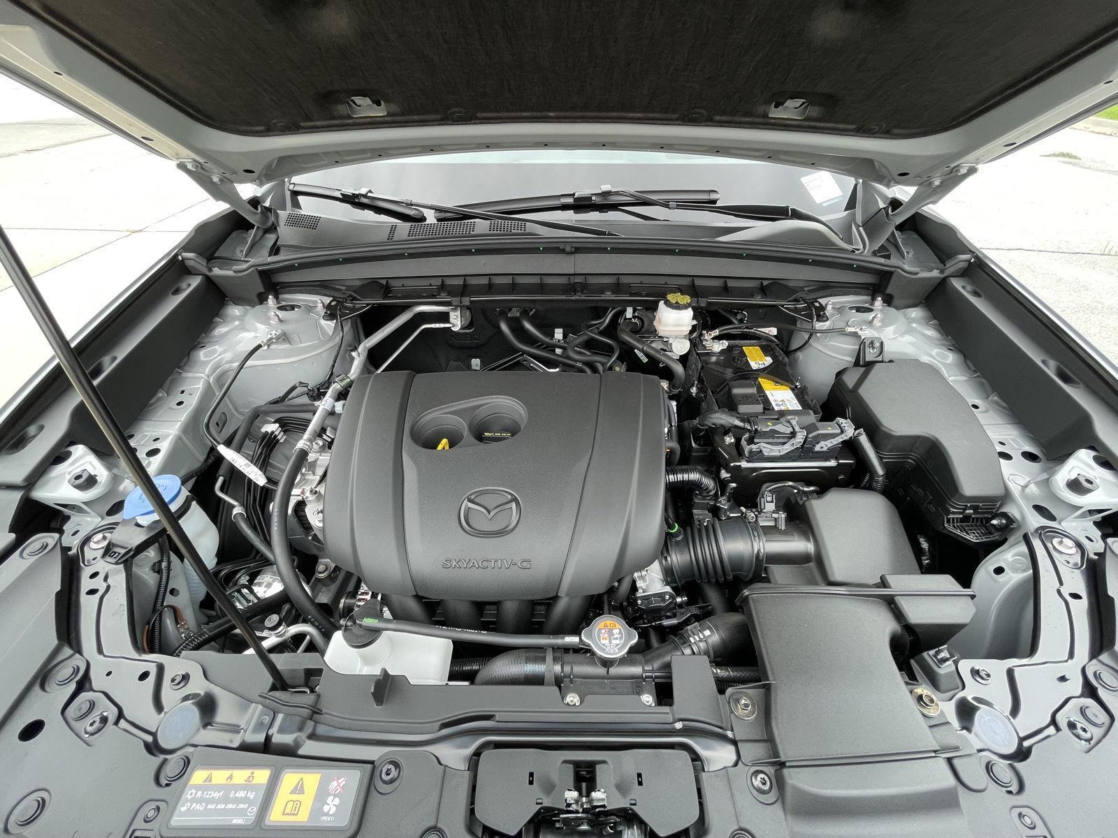 Vehicle photo 33