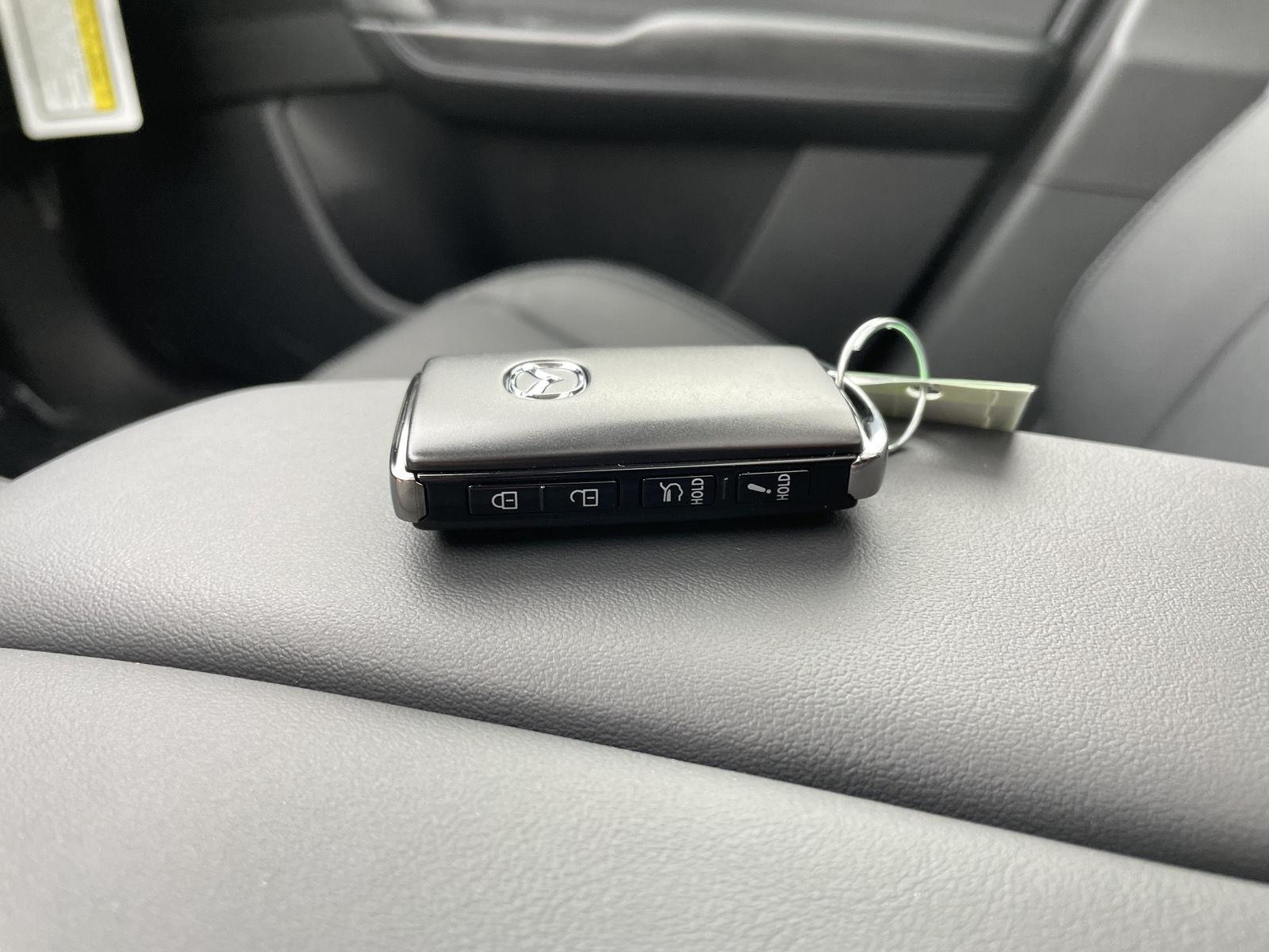 Vehicle photo 37