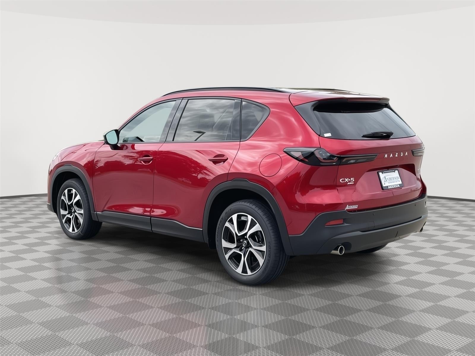 Vehicle photo 9