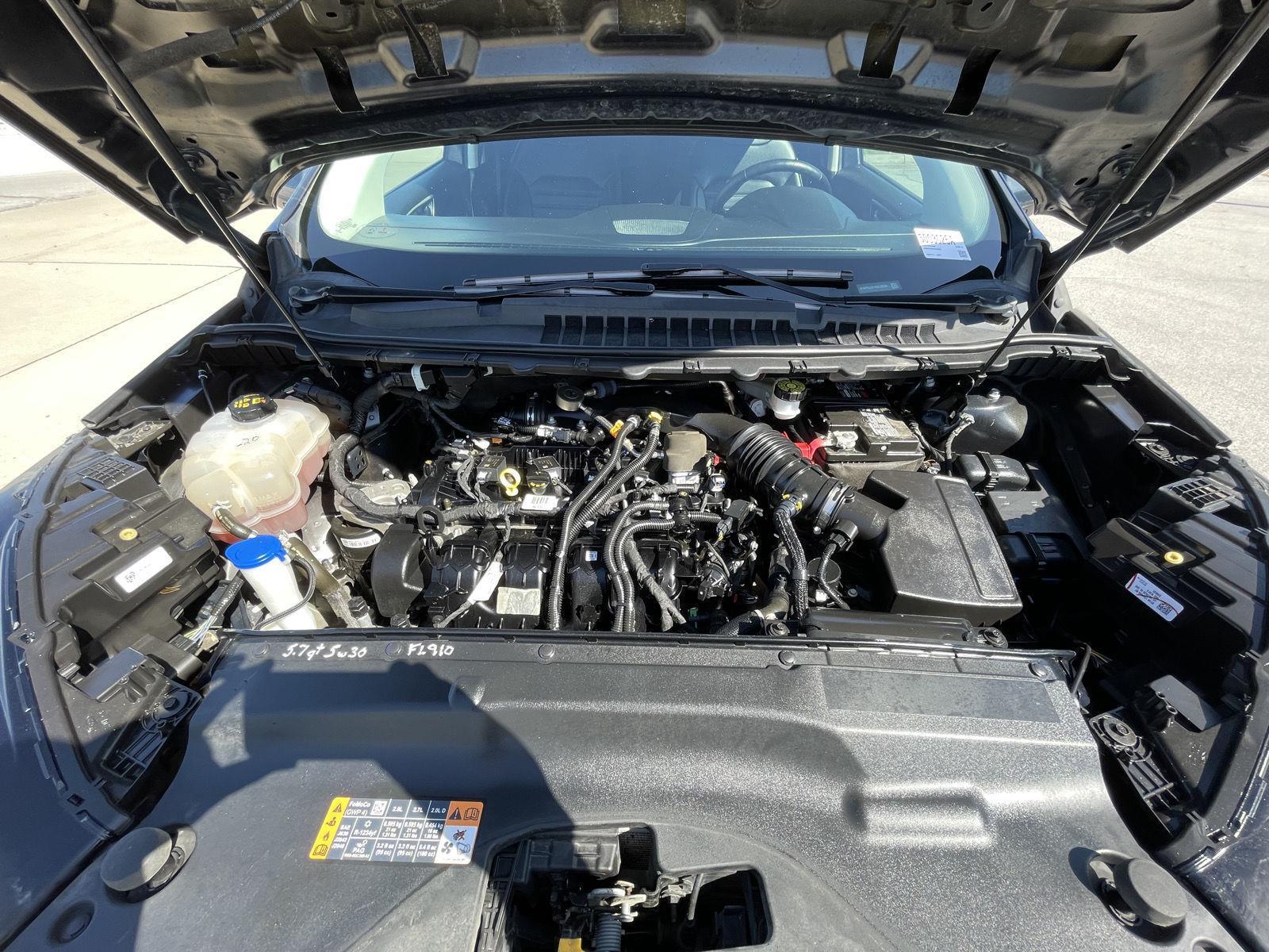 Vehicle photo 33
